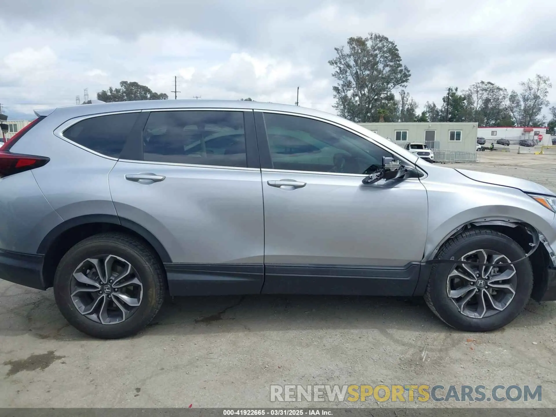 13 fotografías del automóvil dañado 2HKRW1H5XNH408866 HONDA CR-V 2022