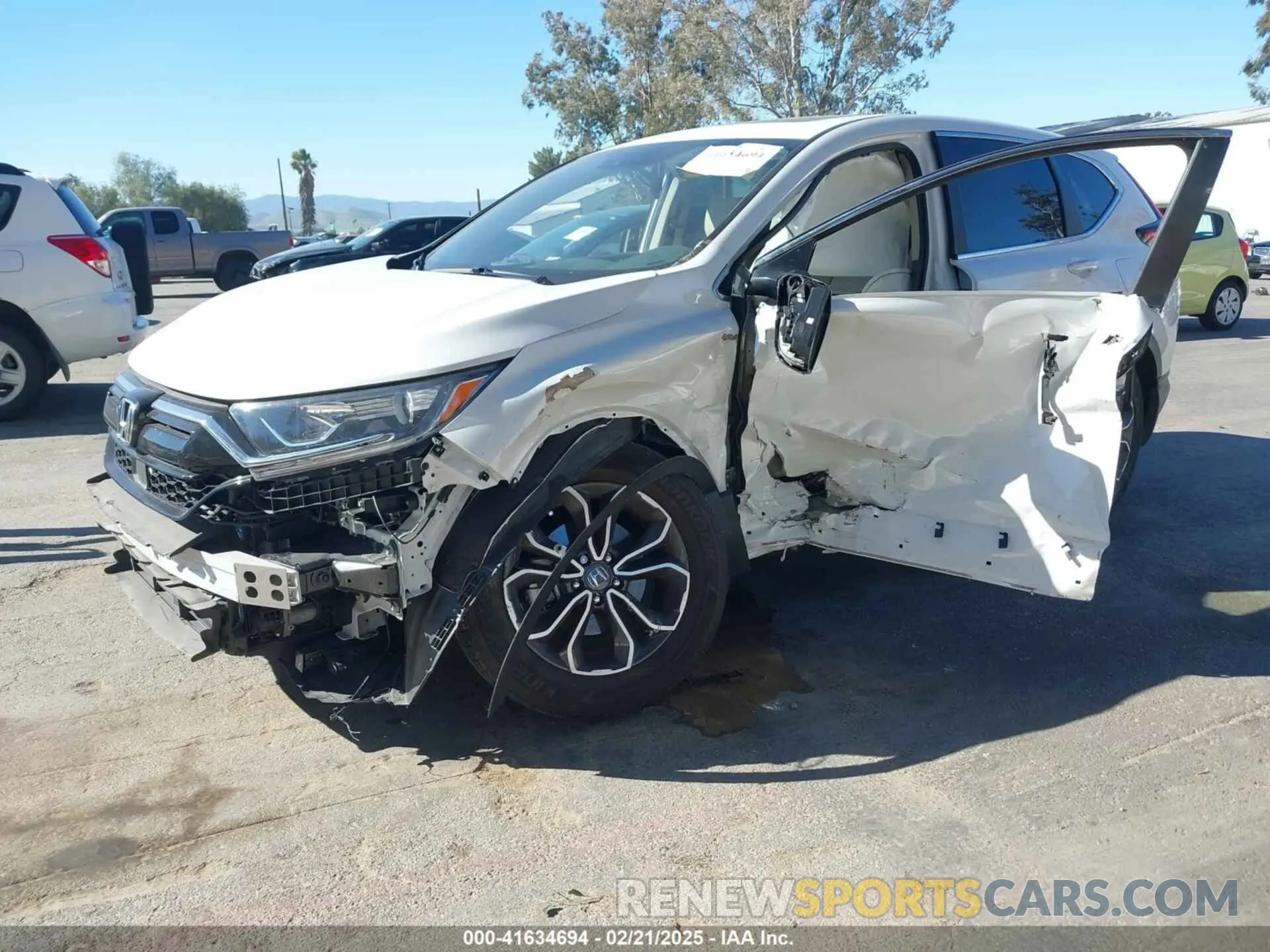 2 fotografías del automóvil dañado 2HKRW1H86NH400838 HONDA CR-V 2022