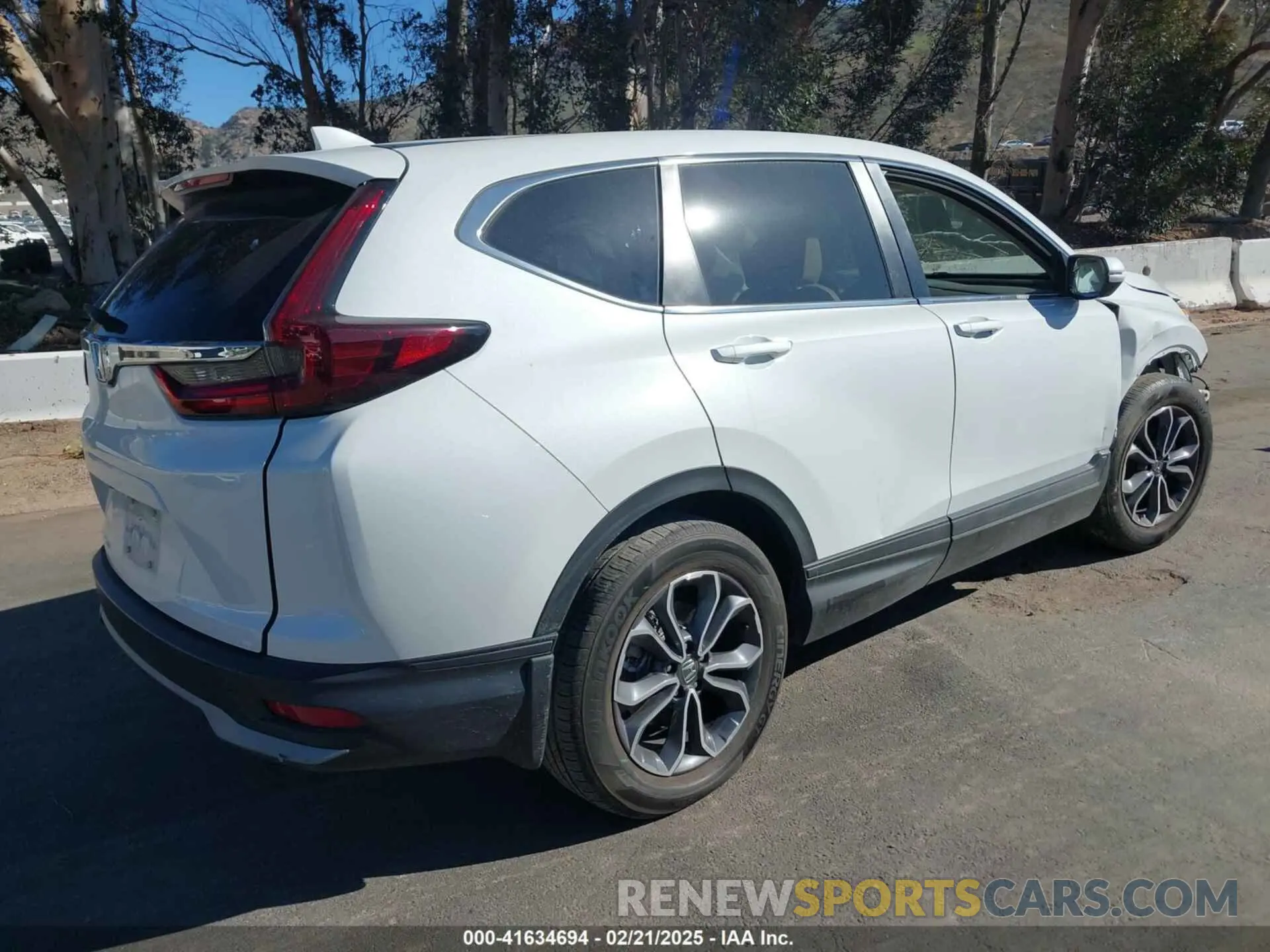 4 fotografías del automóvil dañado 2HKRW1H86NH400838 HONDA CR-V 2022