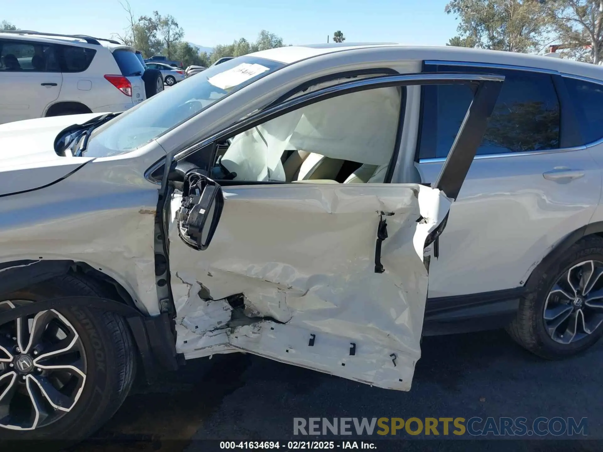 6 fotografías del automóvil dañado 2HKRW1H86NH400838 HONDA CR-V 2022