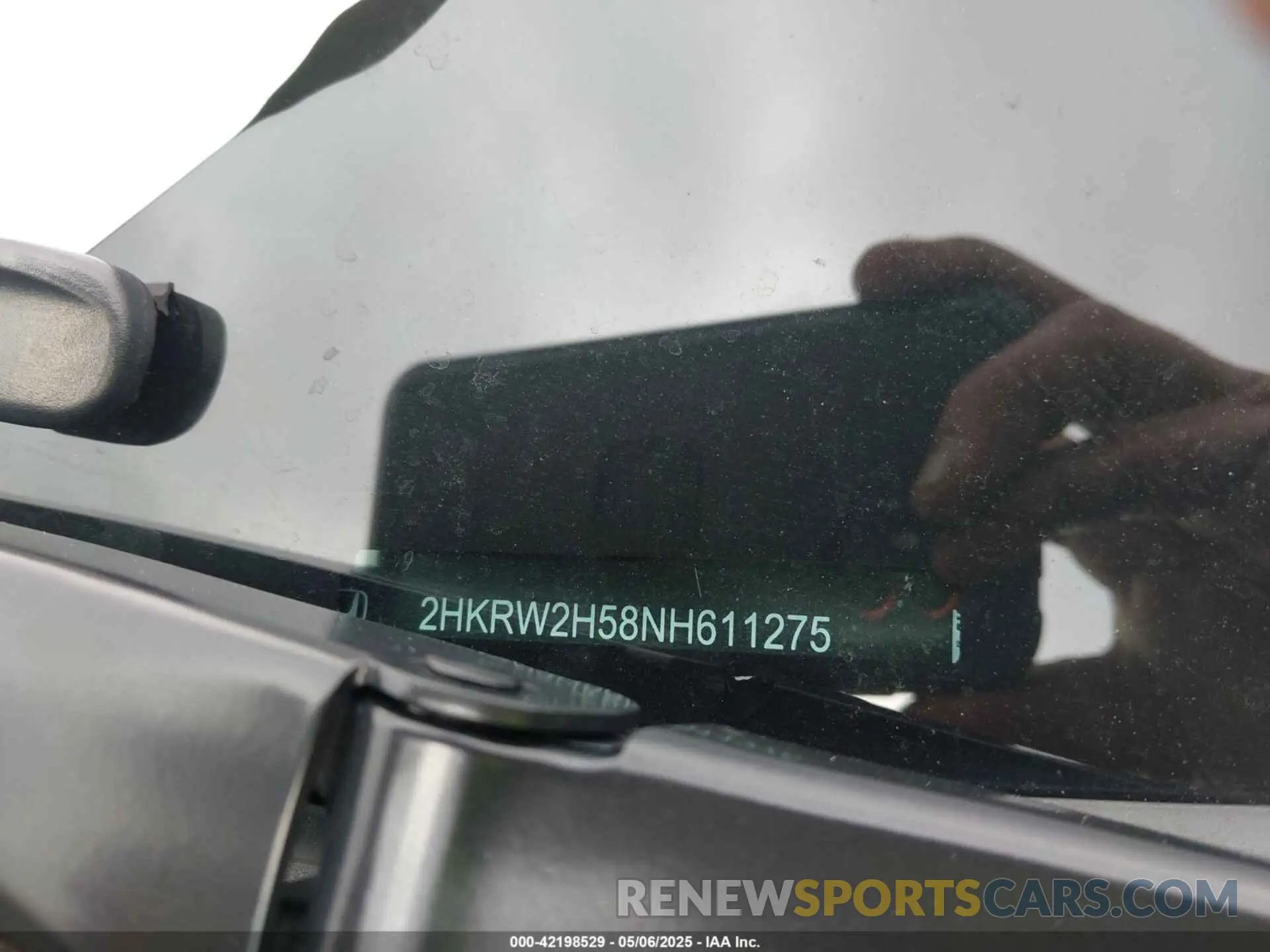 17 fotografías del automóvil dañado 2HKRW2H58NH611275 HONDA CR-V 2022