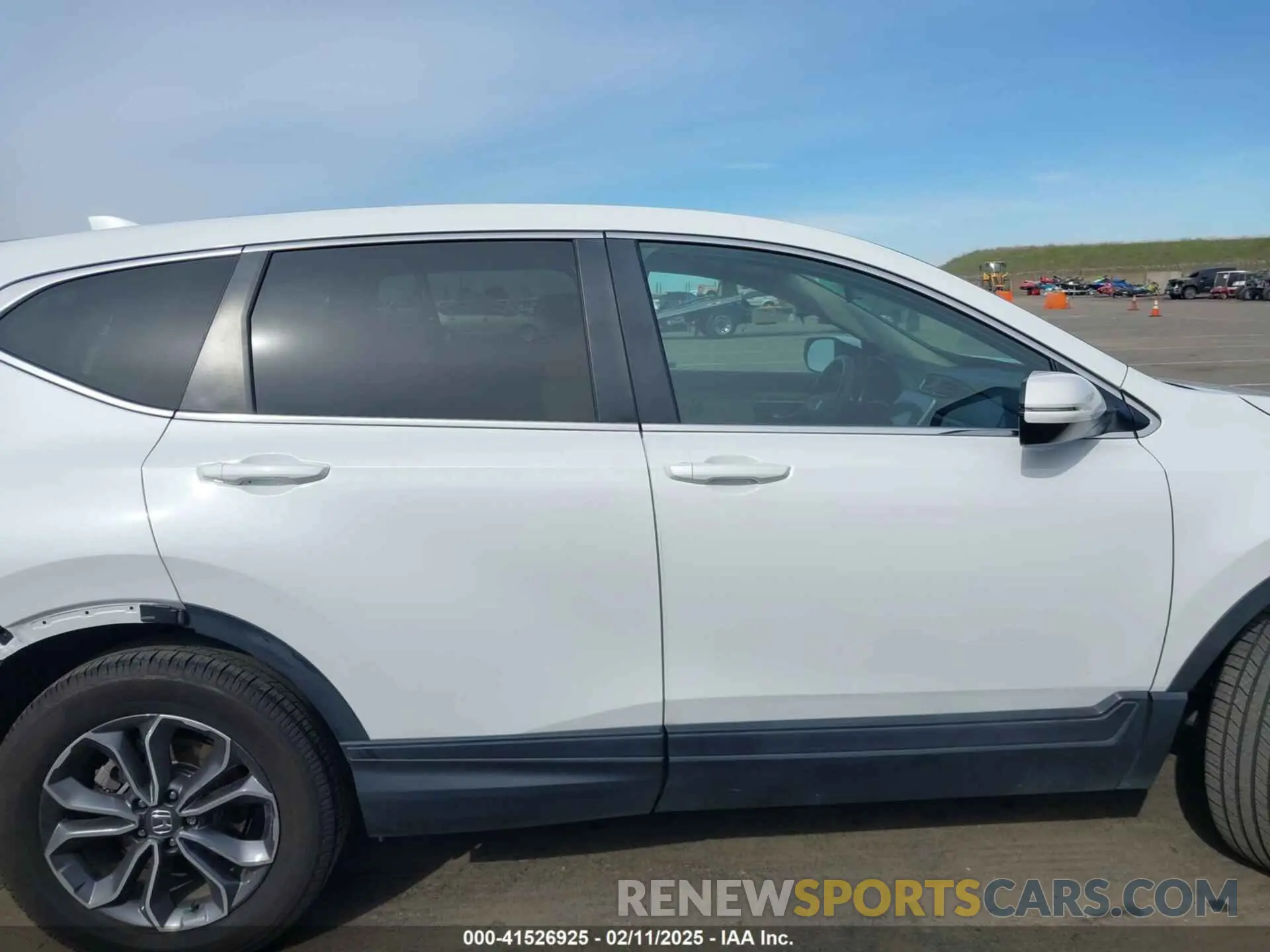 14 fotografías del automóvil dañado 2HKRW2H58NH613883 HONDA CR-V 2022