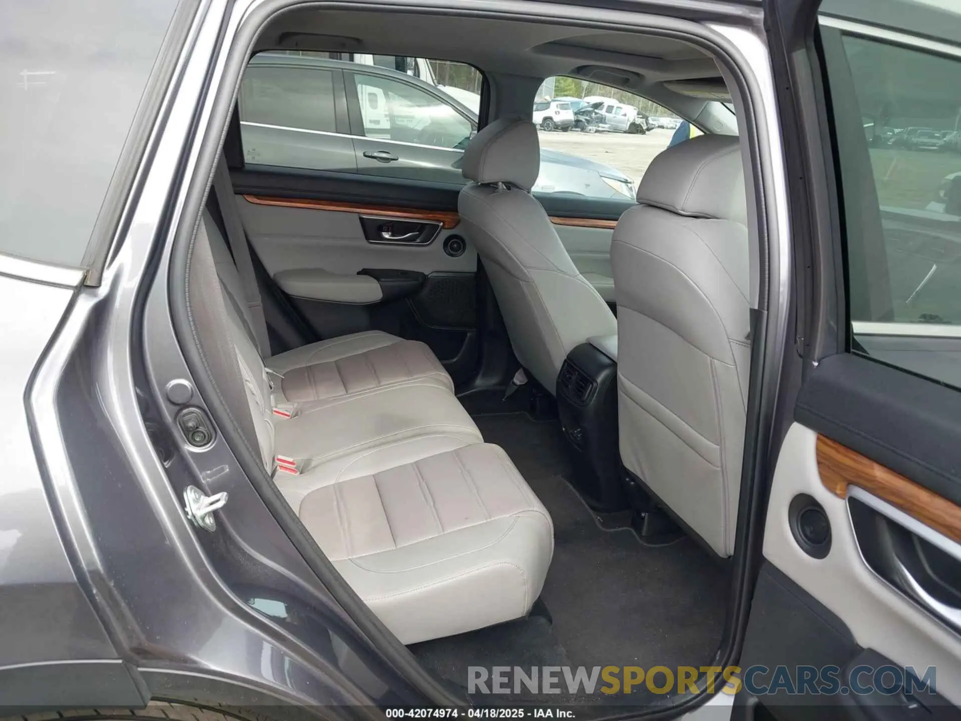 8 fotografías del automóvil dañado 2HKRW2H83NH644808 HONDA CR-V 2022