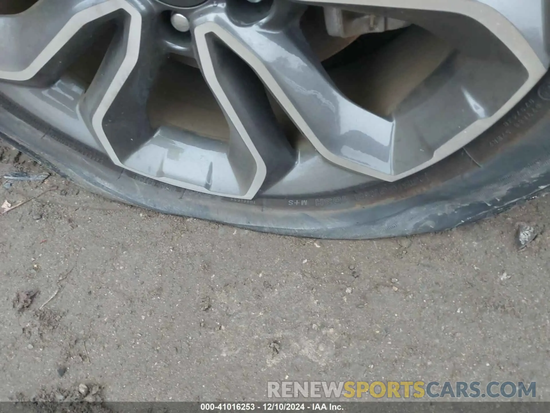 19 fotografías del automóvil dañado 2HKRW2H83NH648762 HONDA CR-V 2022