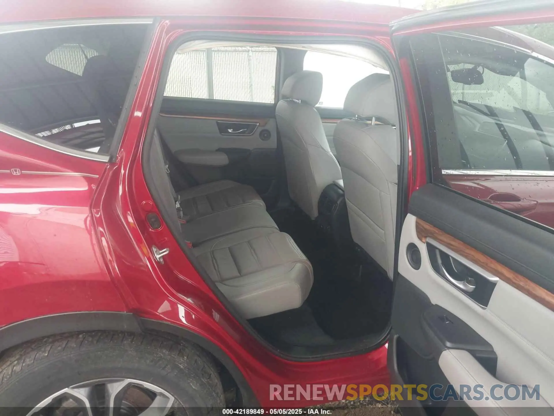8 fotografías del automóvil dañado 2HKRW2H87NH627218 HONDA CR-V 2022