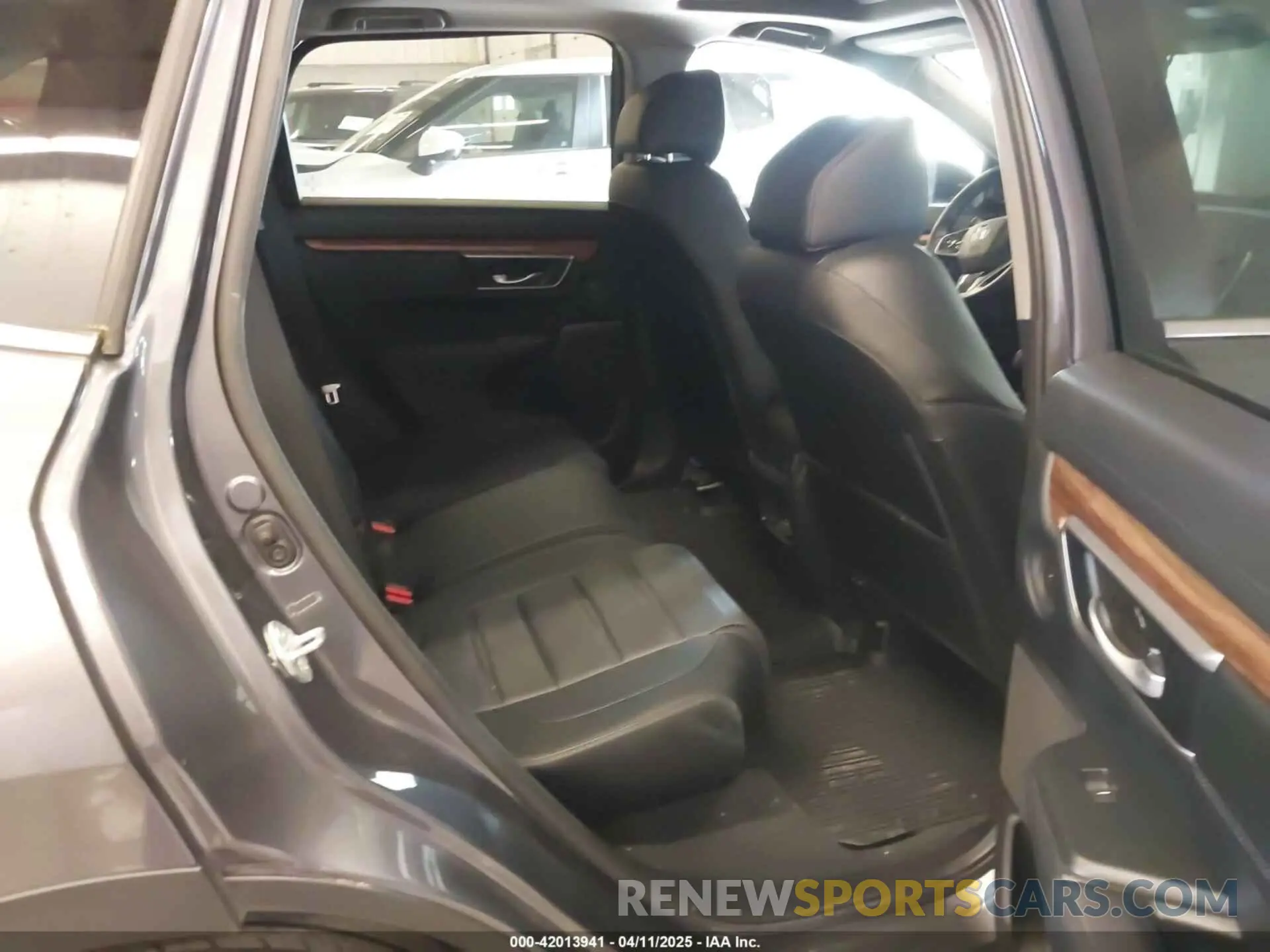 8 fotografías del automóvil dañado 2HKRW2H89NH642061 HONDA CR-V 2022