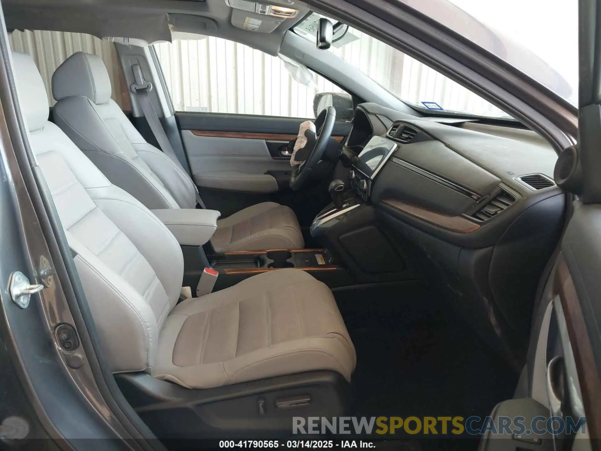 5 fotografías del automóvil dañado 2HKRW2H95NH647587 HONDA CR-V 2022
