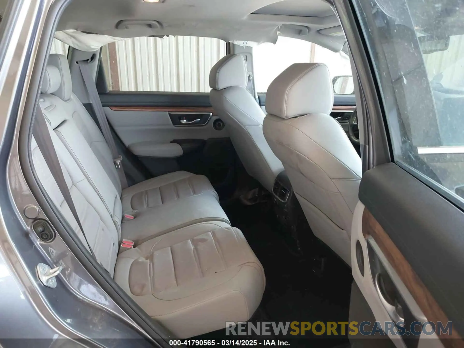 8 fotografías del automóvil dañado 2HKRW2H95NH647587 HONDA CR-V 2022
