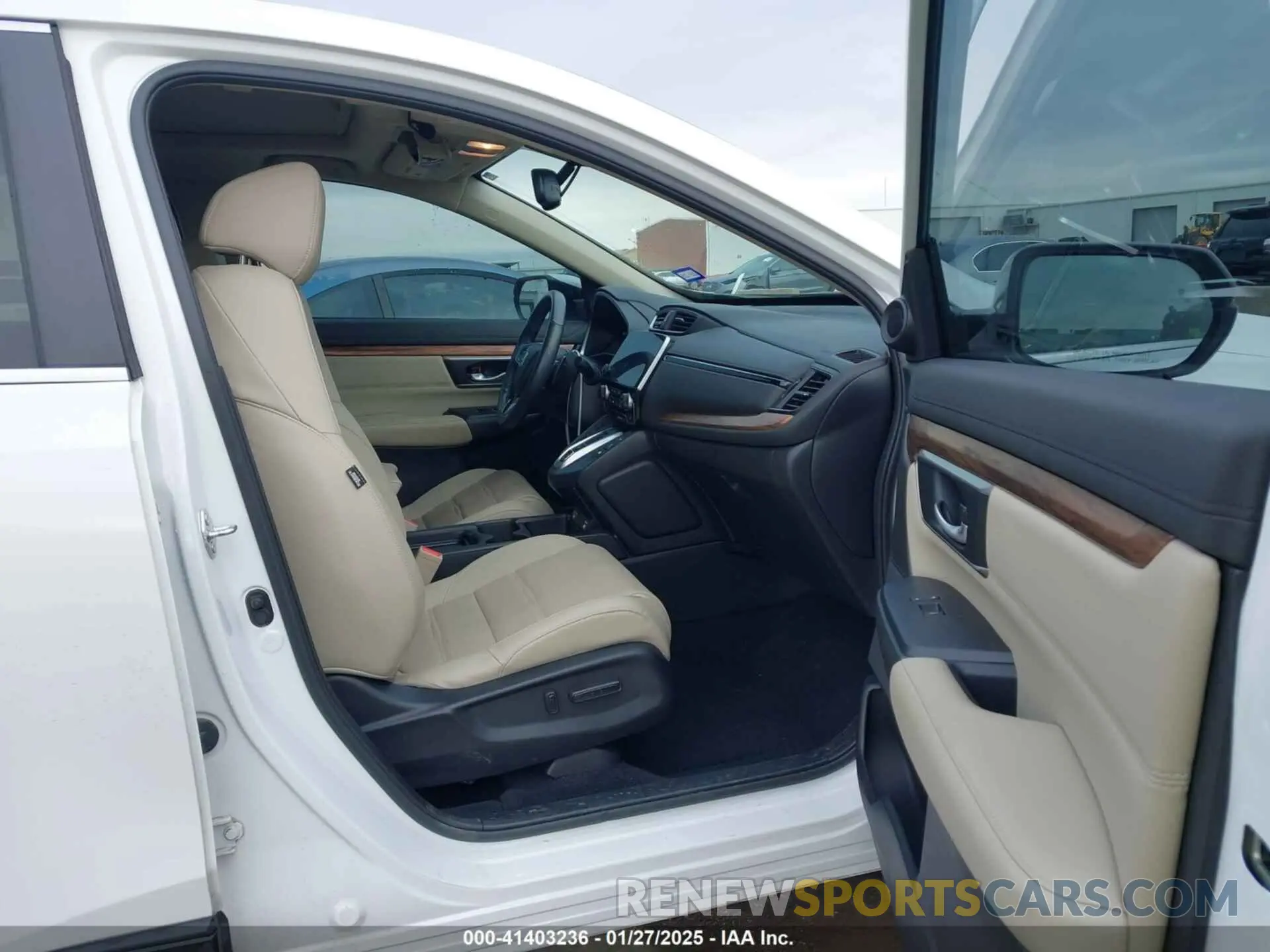 5 fotografías del automóvil dañado 5J6RT6H87NL008642 HONDA CR-V 2022
