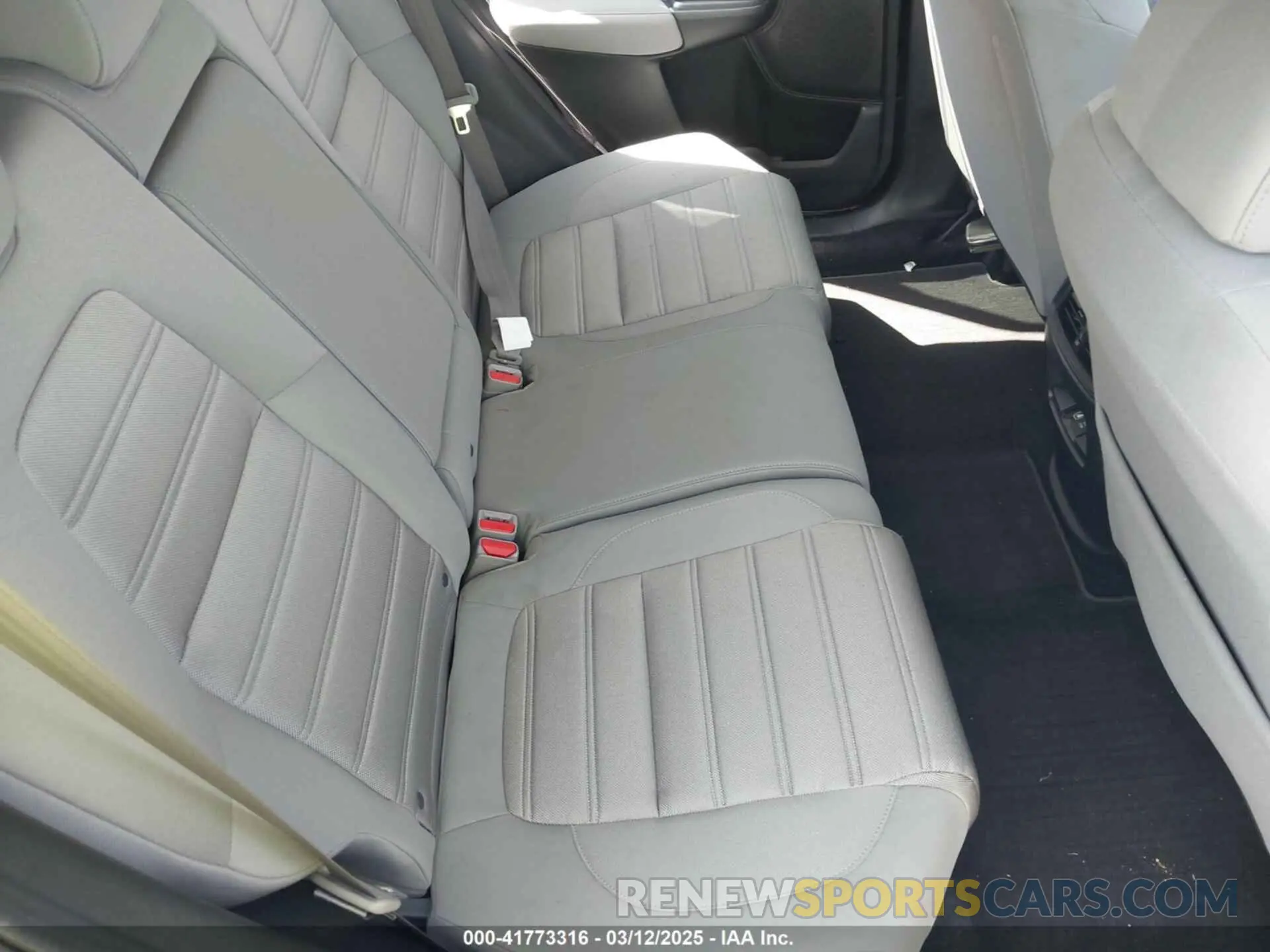 8 fotografías del automóvil dañado 5J6RW2H52NA007948 HONDA CR-V 2022