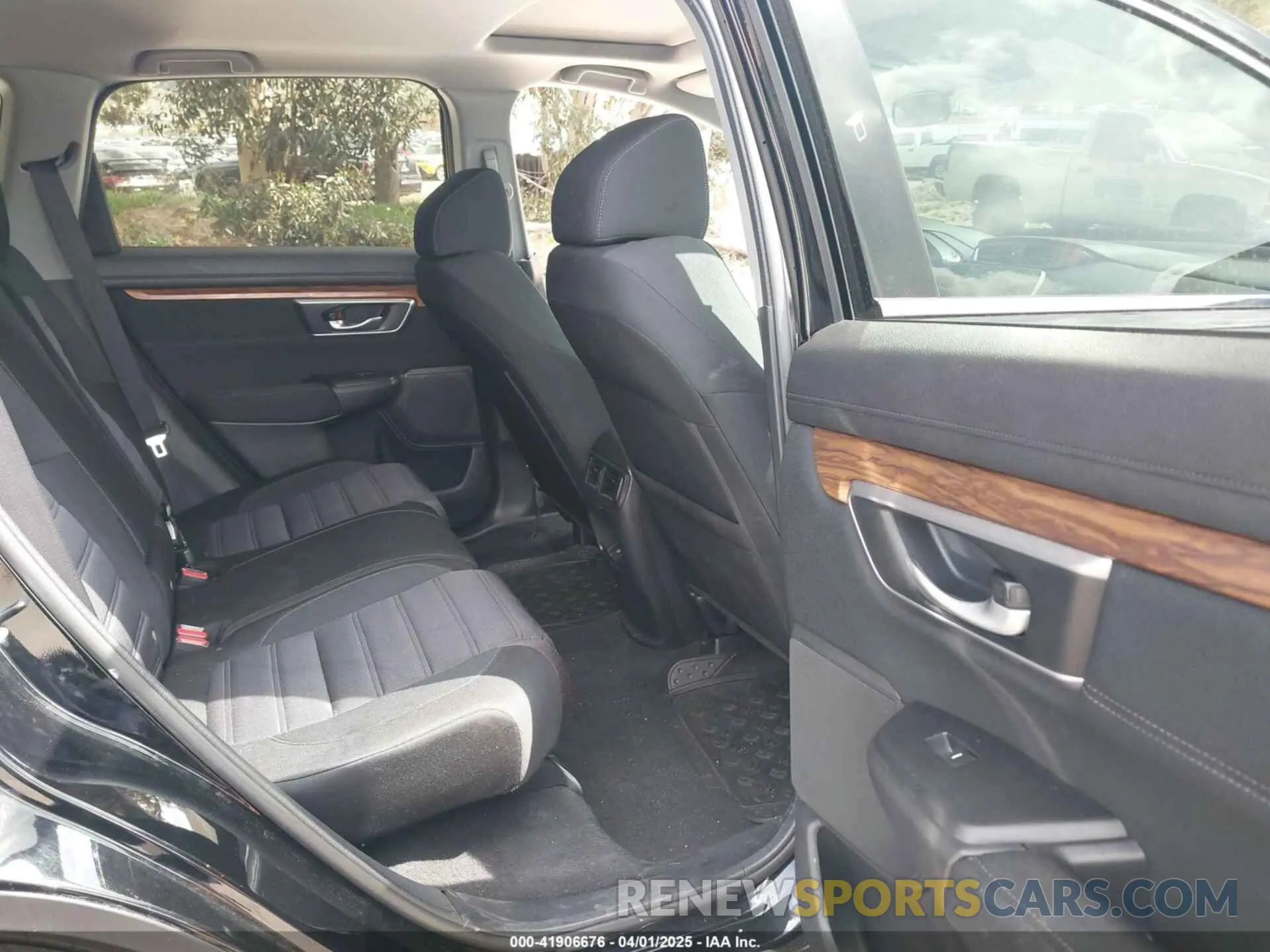 8 fotografías del automóvil dañado 5J6RW2H56NA011050 HONDA CR-V 2022