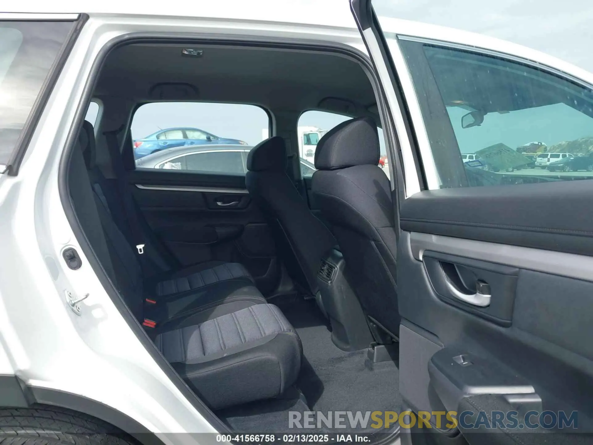 8 fotografías del automóvil dañado 7FARW1H77NE005626 HONDA CR-V 2022