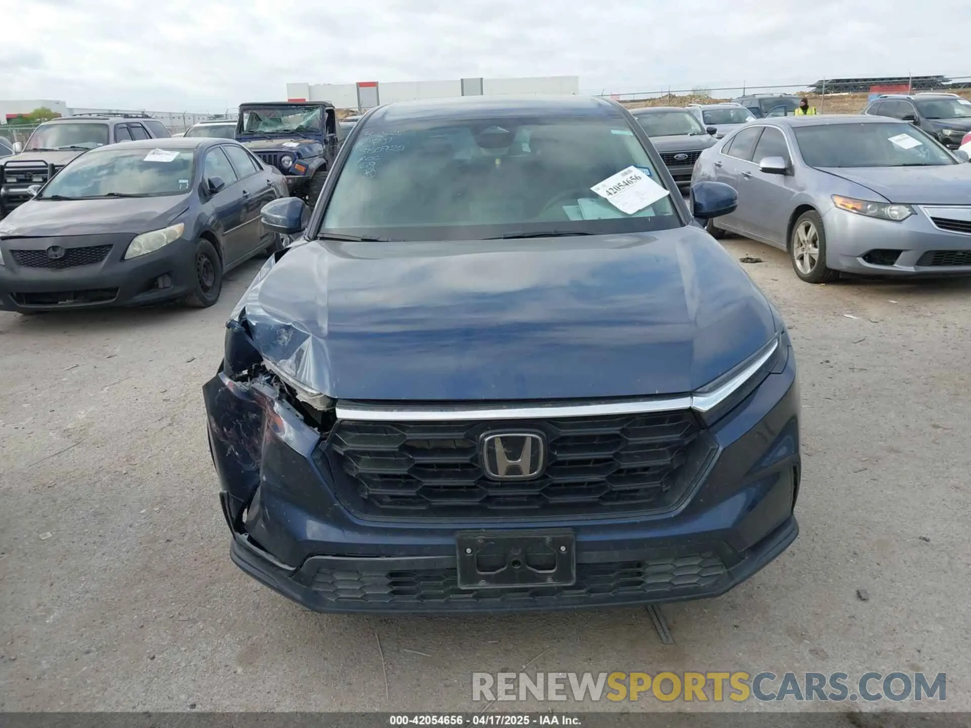 12 fotografías del automóvil dañado 2HKRS3H23PH308513 HONDA CR-V 2023