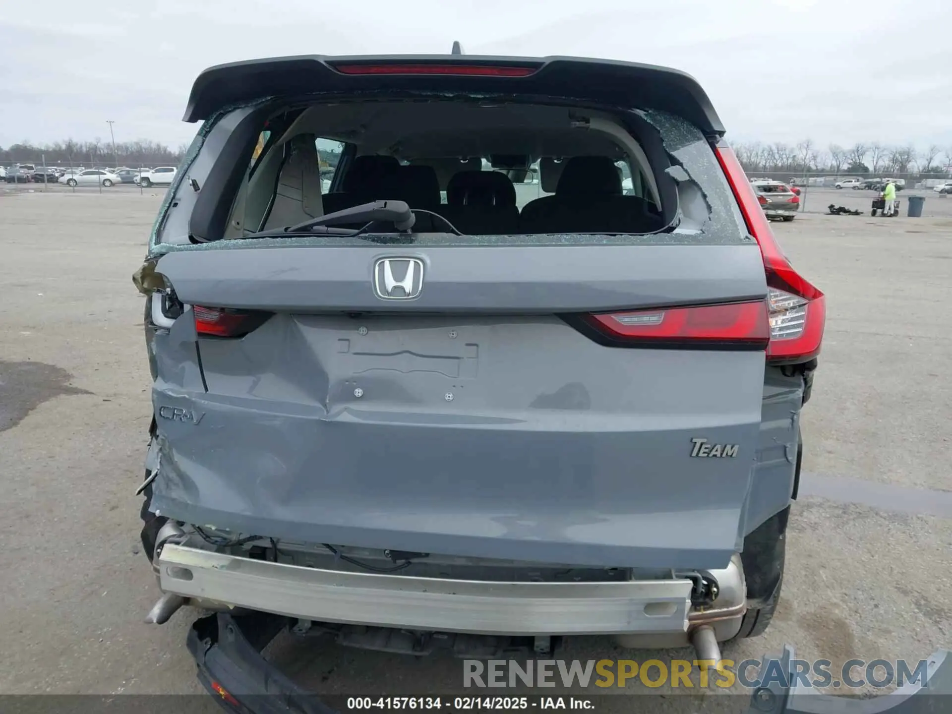 16 fotografías del automóvil dañado 2HKRS3H28PH308250 HONDA CR-V 2023