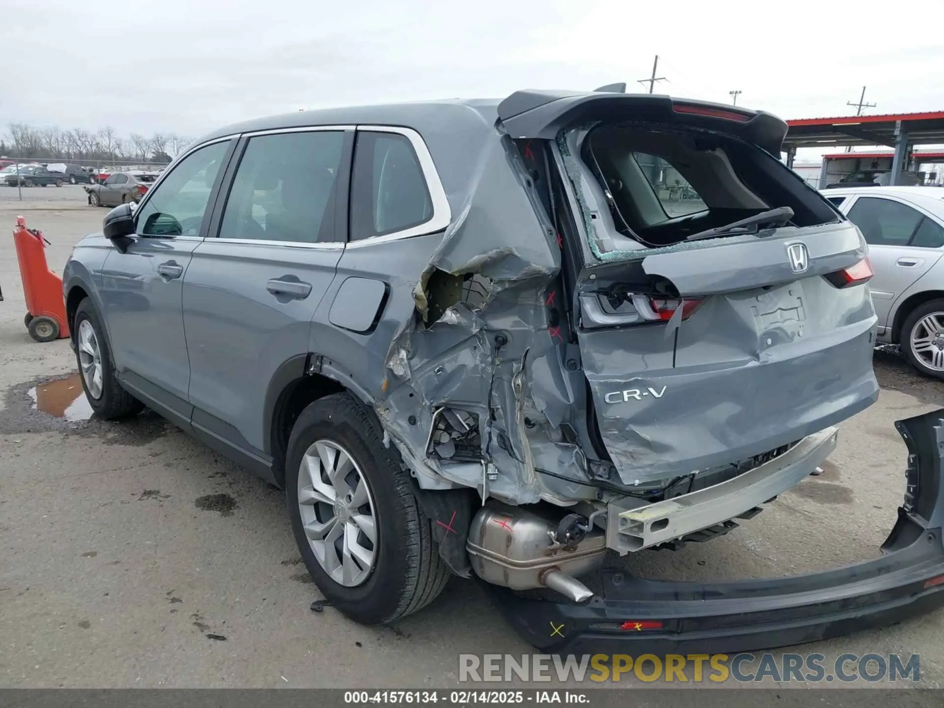 3 fotografías del automóvil dañado 2HKRS3H28PH308250 HONDA CR-V 2023