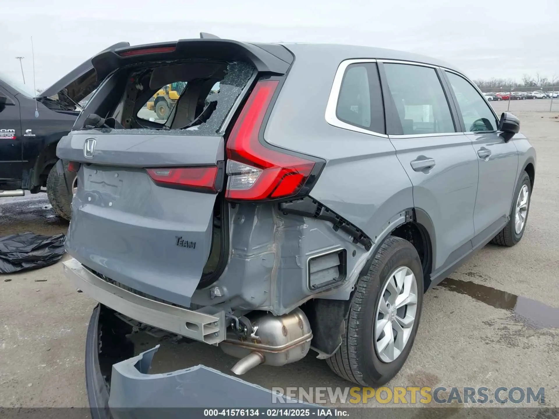 4 fotografías del automóvil dañado 2HKRS3H28PH308250 HONDA CR-V 2023