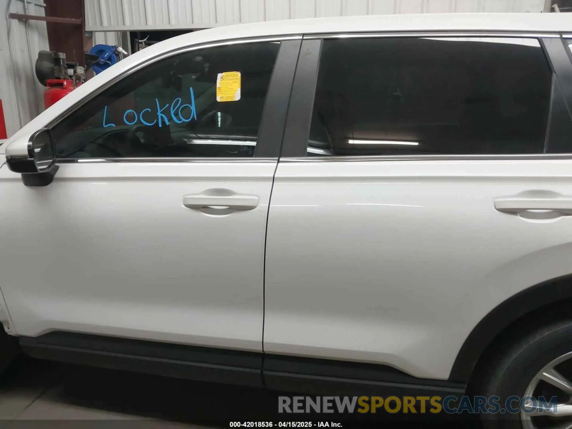 15 fotografías del automóvil dañado 2HKRS3H71PH304746 HONDA CR-V 2023