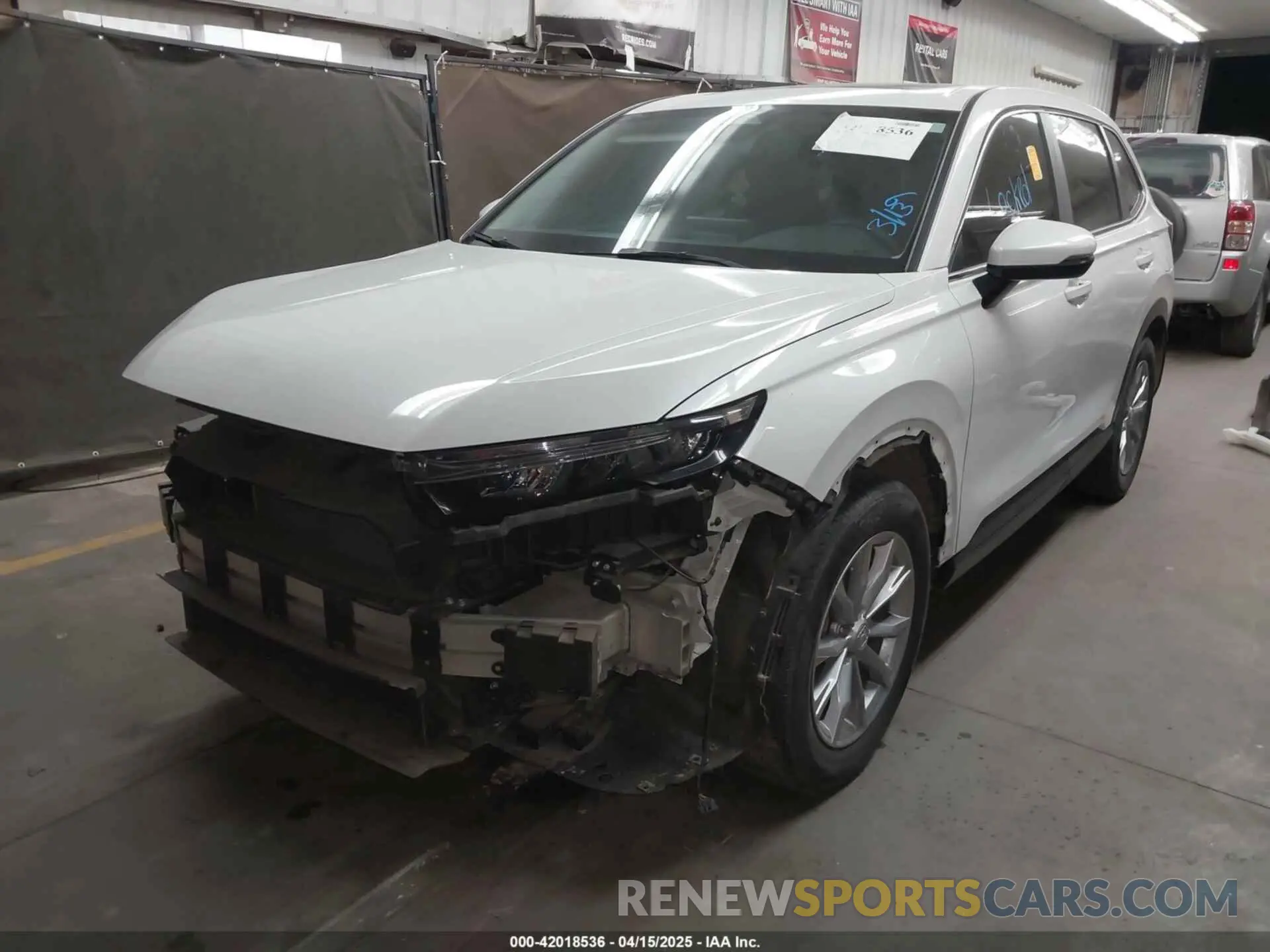 2 fotografías del automóvil dañado 2HKRS3H71PH304746 HONDA CR-V 2023
