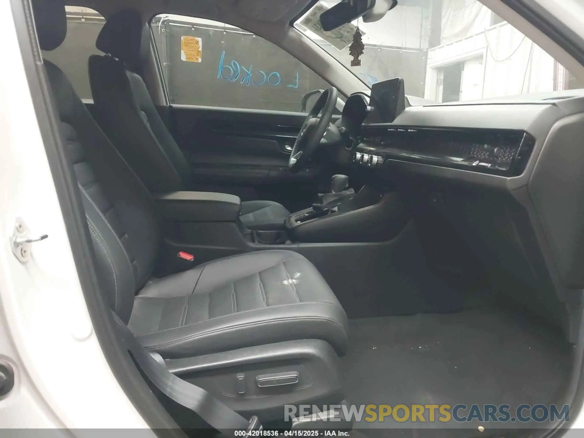 5 fotografías del automóvil dañado 2HKRS3H71PH304746 HONDA CR-V 2023