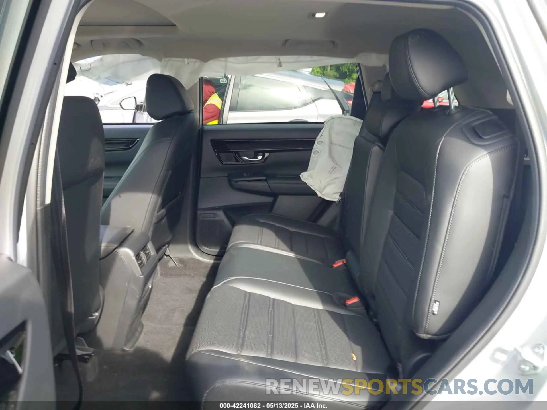 8 fotografías del automóvil dañado 2HKRS3H72PH301967 HONDA CR-V 2023