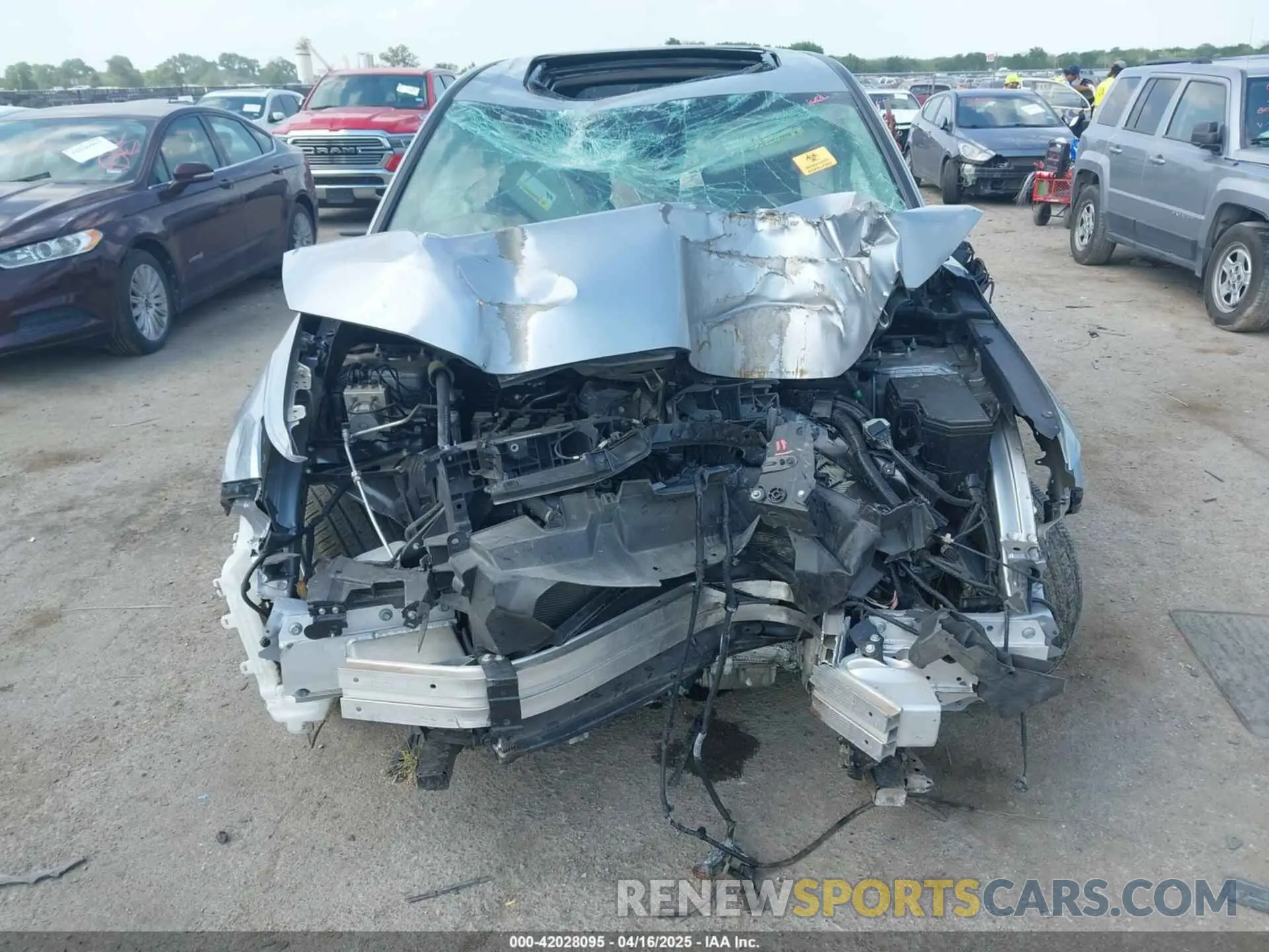 13 fotografías del automóvil dañado 2HKRS3H75PH302319 HONDA CR-V 2023