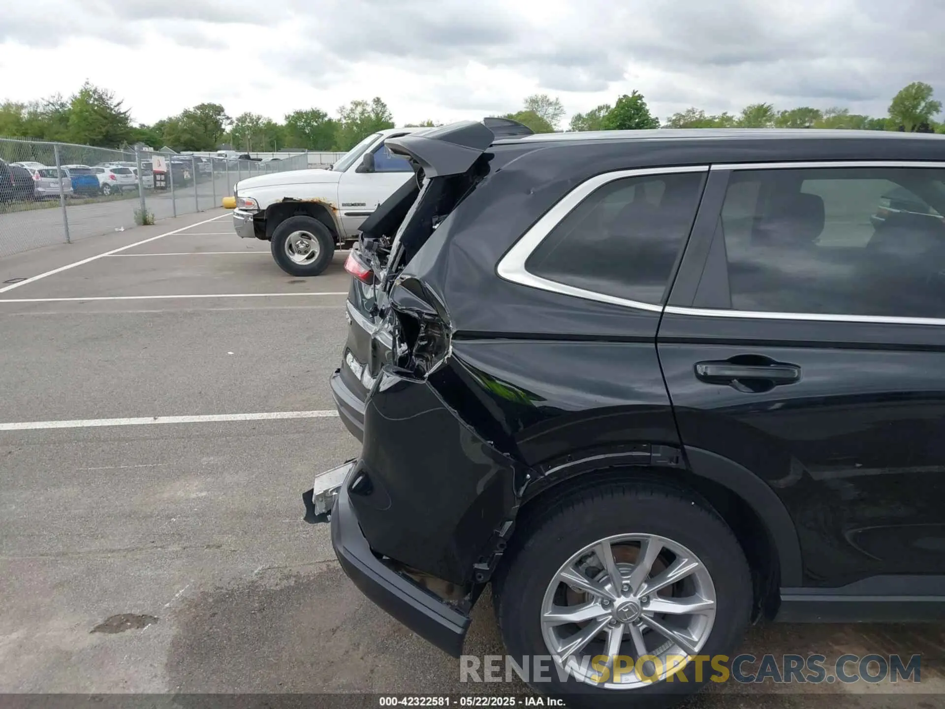 19 fotografías del automóvil dañado 2HKRS4H4XPH415601 HONDA CR-V 2023