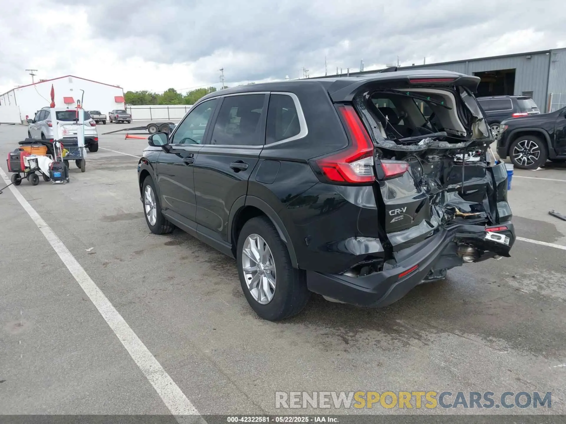 3 fotografías del automóvil dañado 2HKRS4H4XPH415601 HONDA CR-V 2023