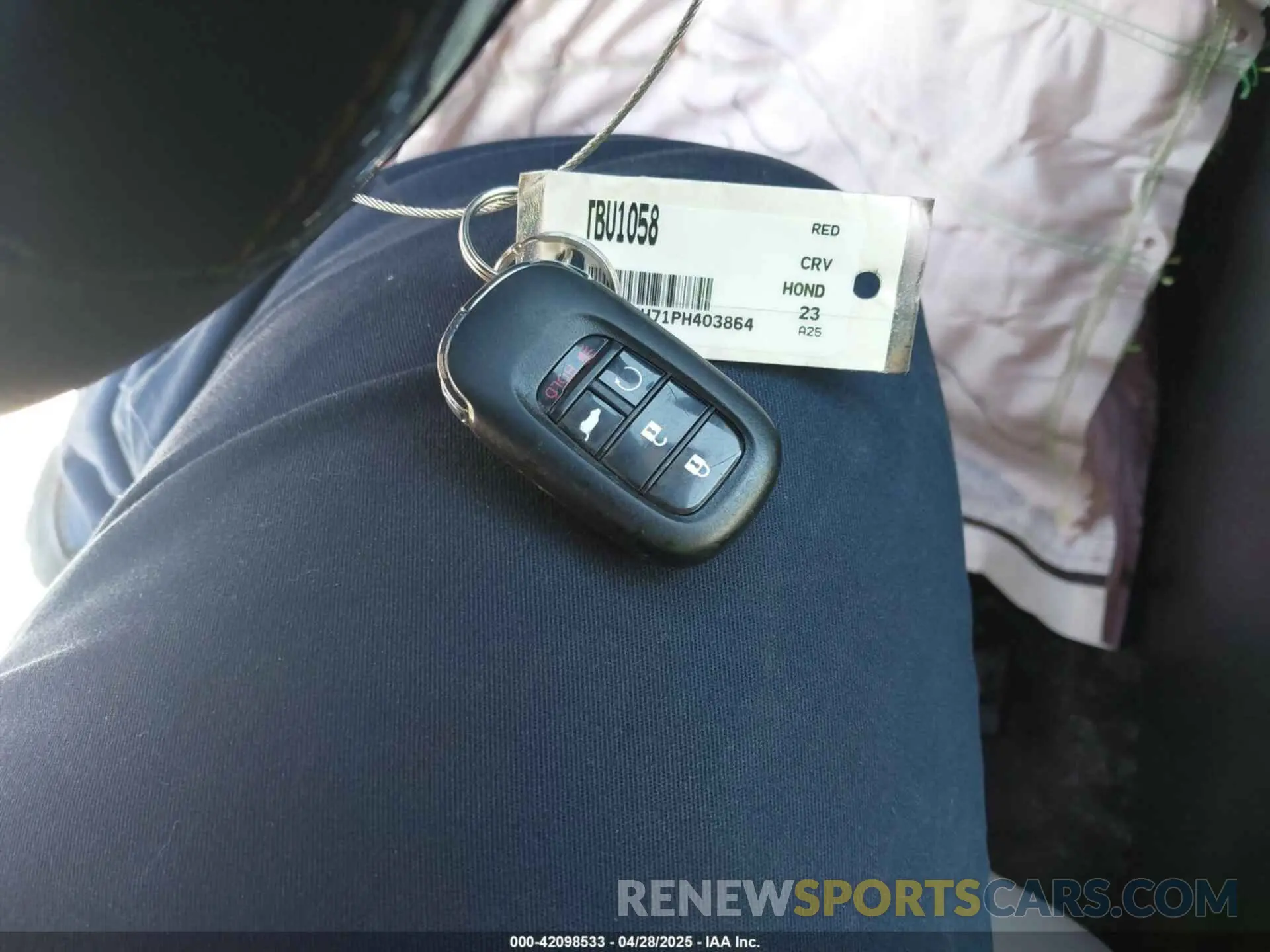 11 fotografías del automóvil dañado 2HKRS4H71PH403864 HONDA CR-V 2023