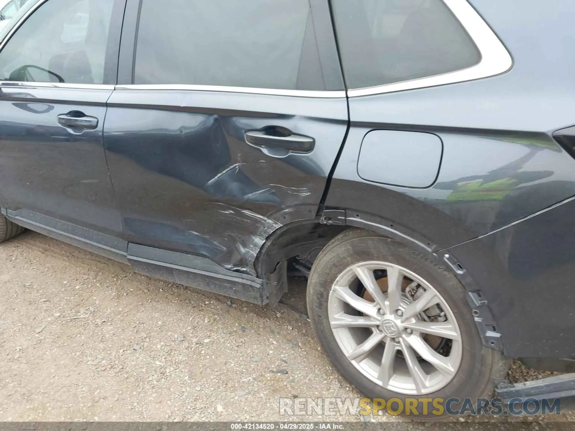 17 fotografías del automóvil dañado 2HKRS4H72PH439966 HONDA CR-V 2023