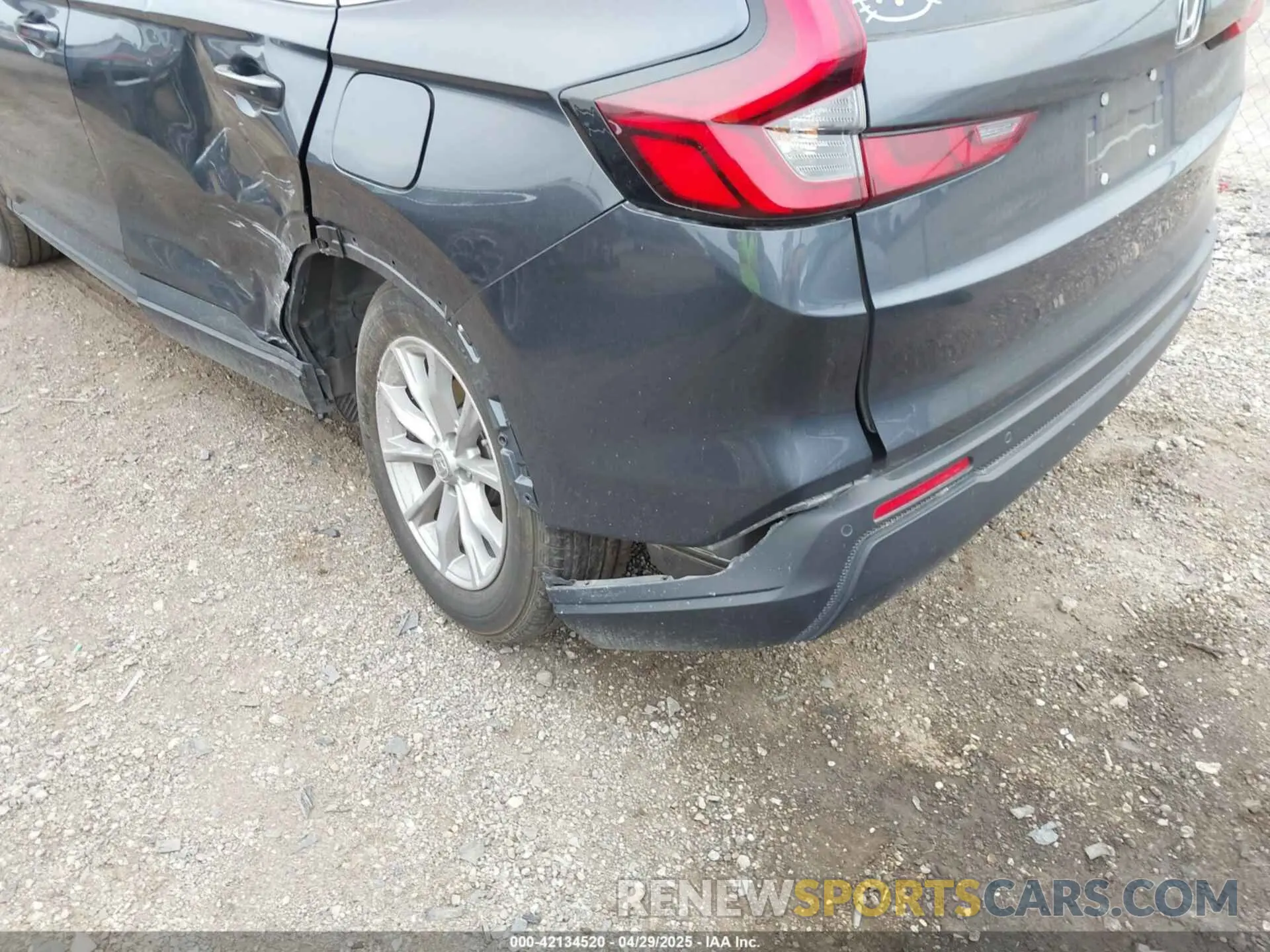 18 fotografías del automóvil dañado 2HKRS4H72PH439966 HONDA CR-V 2023