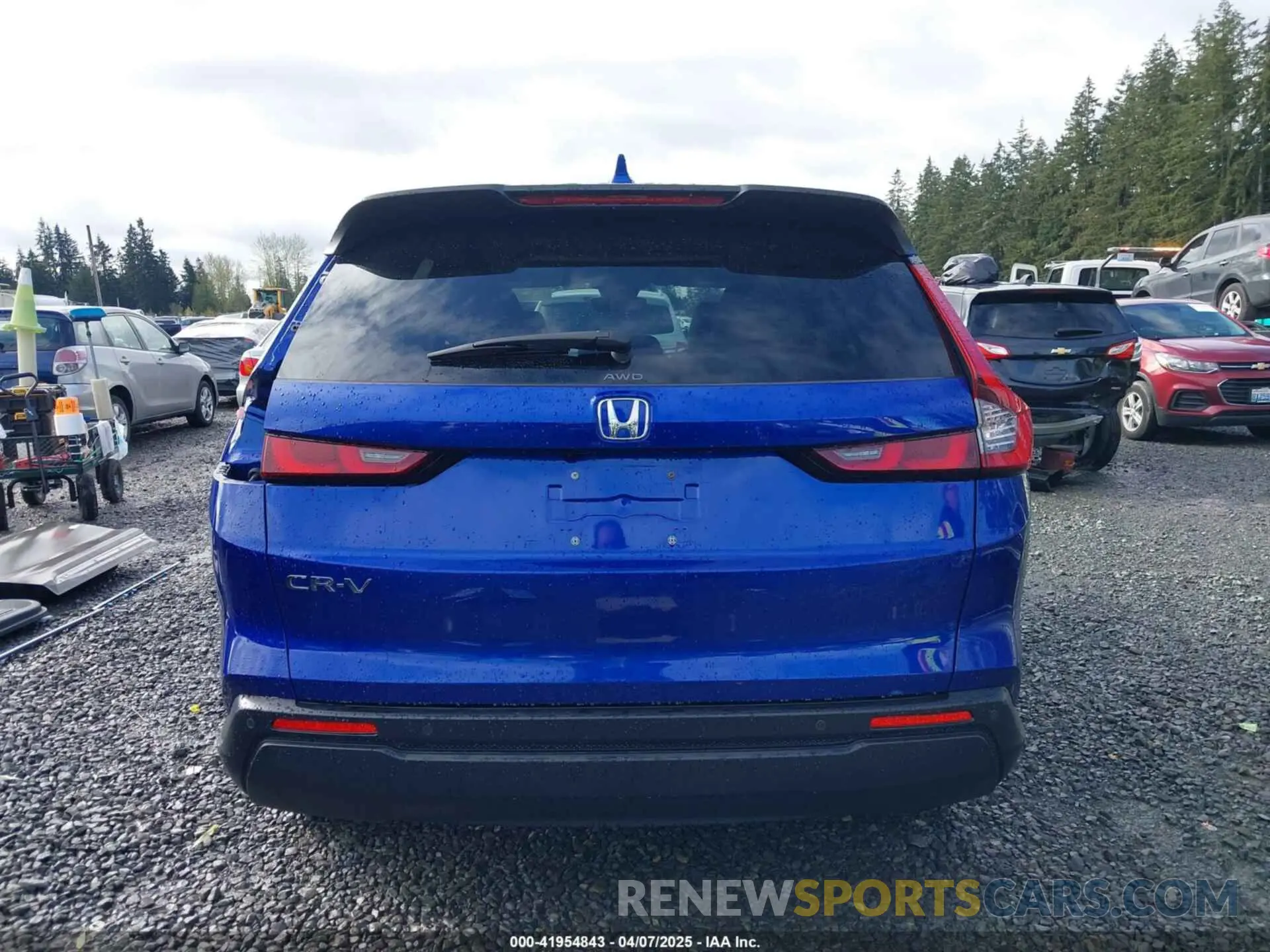 17 fotografías del automóvil dañado 2HKRS4H75PH400563 HONDA CR-V 2023