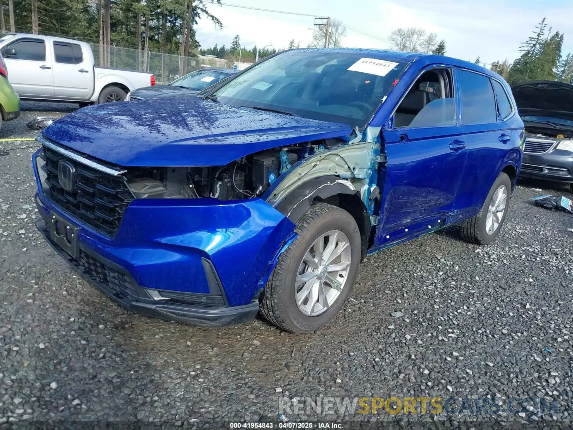 2 fotografías del automóvil dañado 2HKRS4H75PH400563 HONDA CR-V 2023