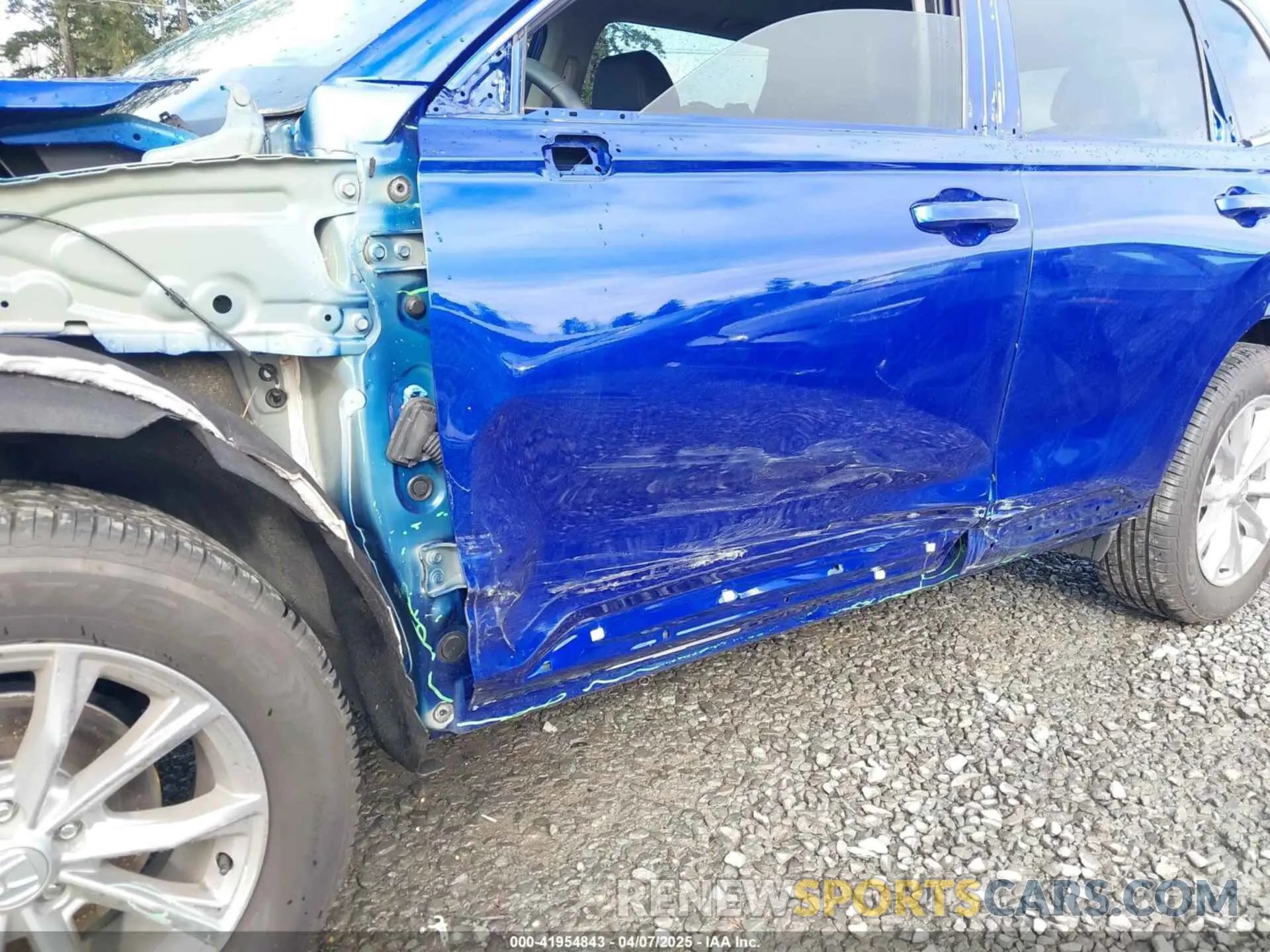 6 fotografías del automóvil dañado 2HKRS4H75PH400563 HONDA CR-V 2023