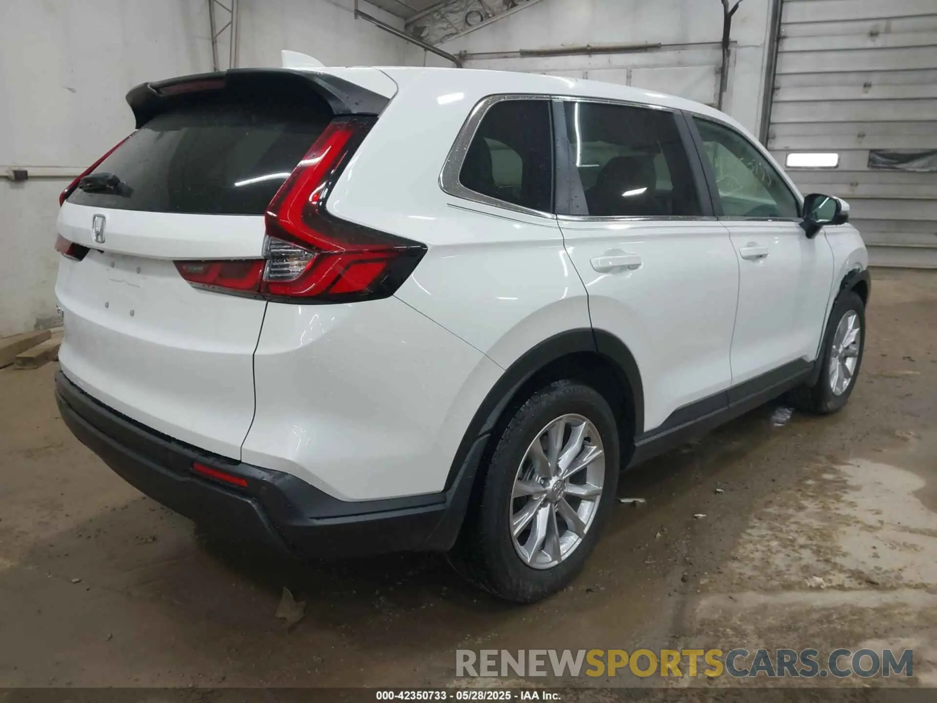 4 fotografías del automóvil dañado 2HKRS4H75PH421025 HONDA CR-V 2023