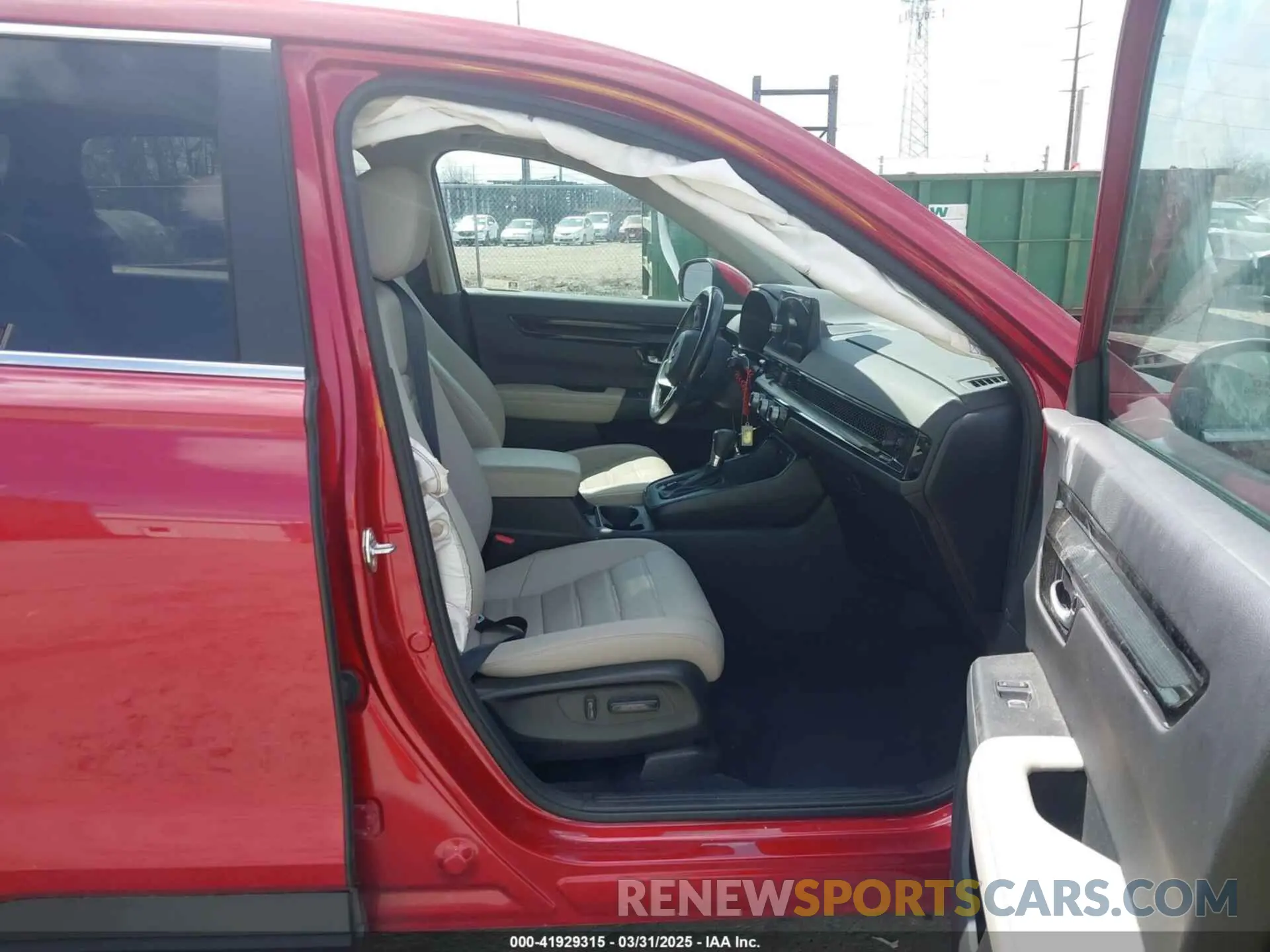 5 fotografías del automóvil dañado 2HKRS4H7XPH419643 HONDA CR-V 2023