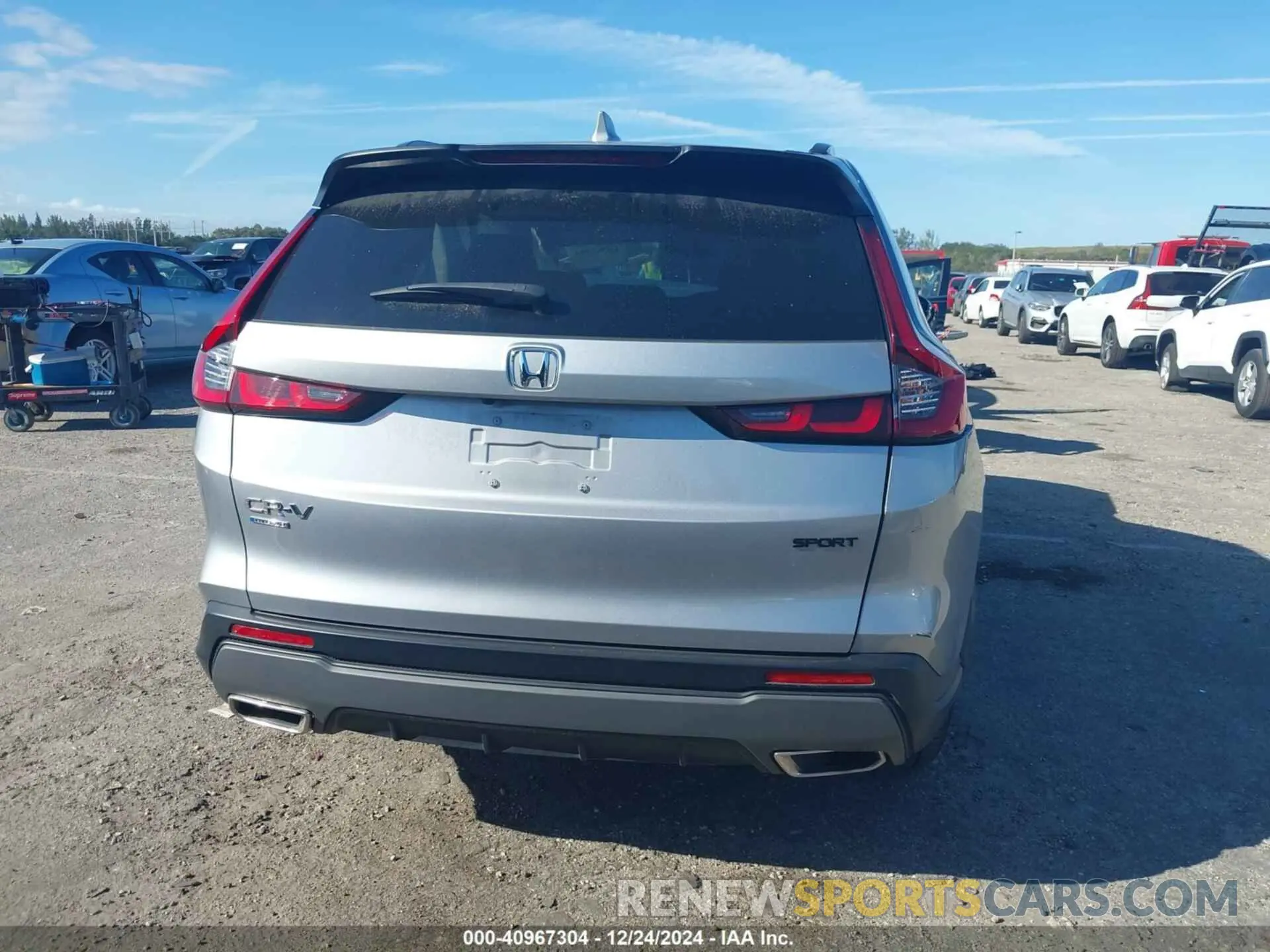 16 fotografías del automóvil dañado 2HKRS5H50PH714626 HONDA CR-V 2023