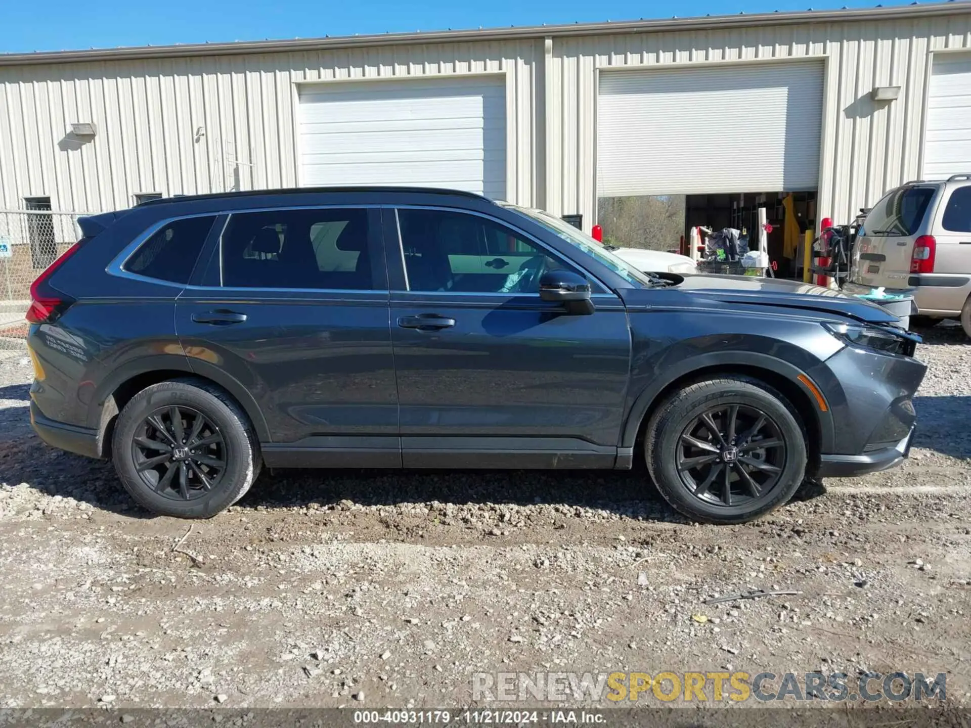 13 fotografías del automóvil dañado 2HKRS5H59PH707884 HONDA CR-V 2023