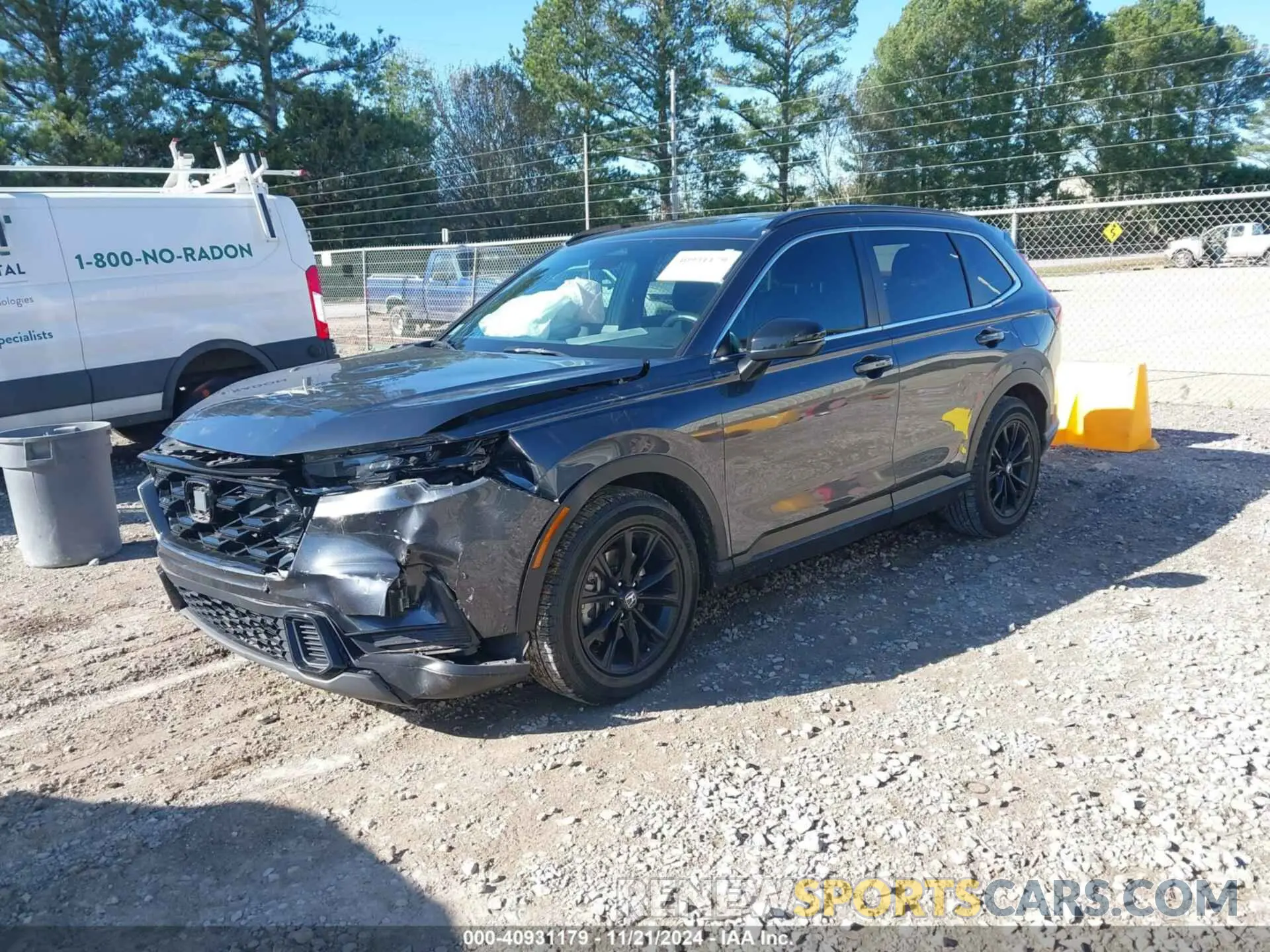 2 fotografías del automóvil dañado 2HKRS5H59PH707884 HONDA CR-V 2023