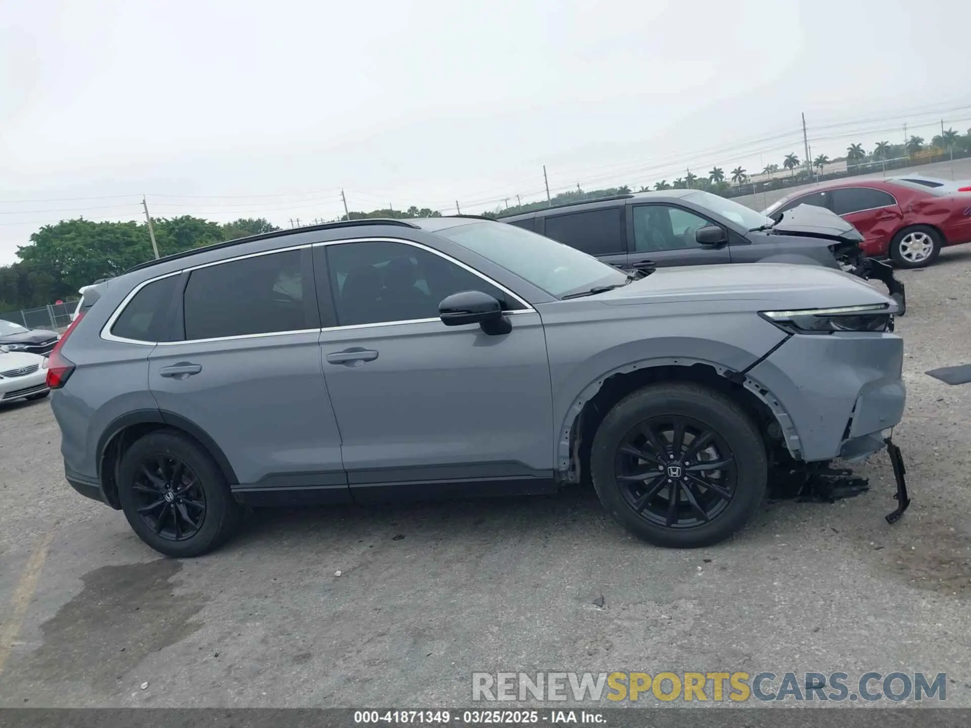 13 fotografías del automóvil dañado 2HKRS5H5XPH703830 HONDA CR-V 2023