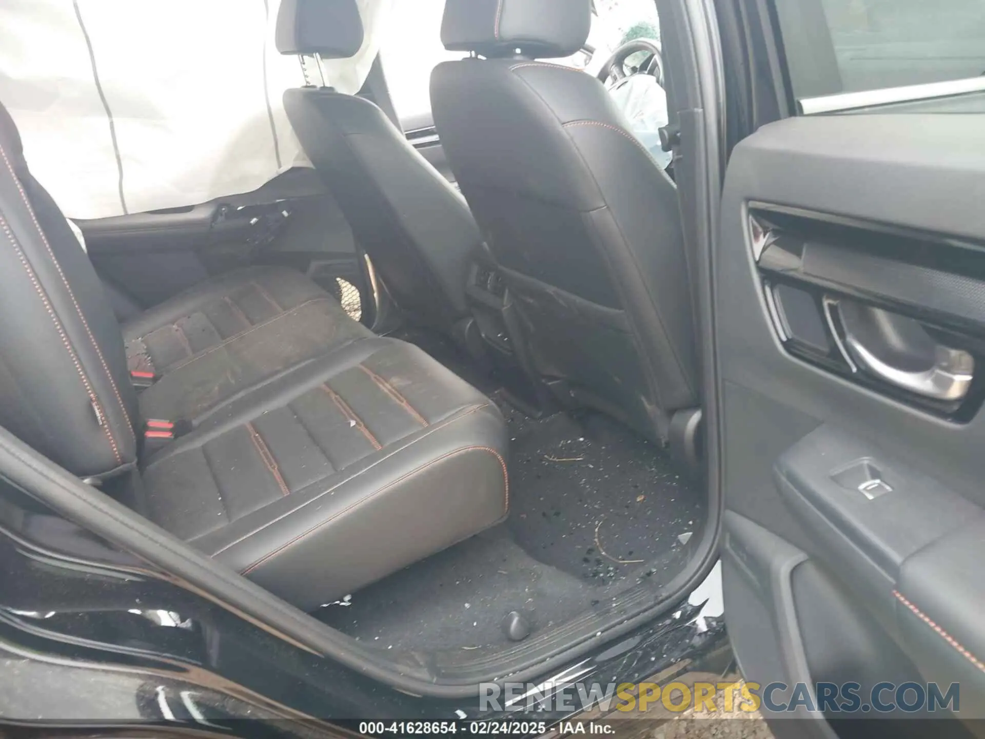 8 fotografías del automóvil dañado 2HKRS6H92PH800996 HONDA CR-V 2023