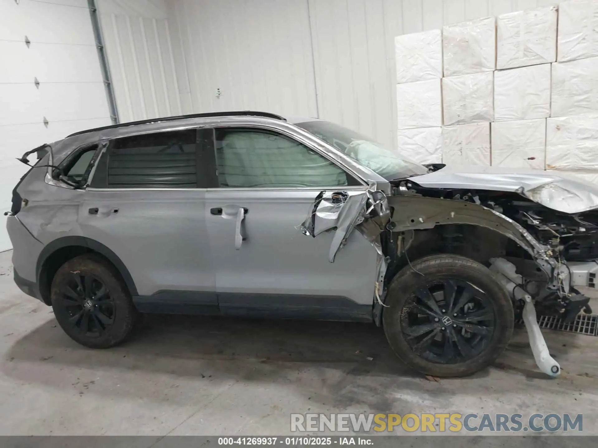 13 fotografías del automóvil dañado 5J6RS6H96PL013684 HONDA CR-V 2023