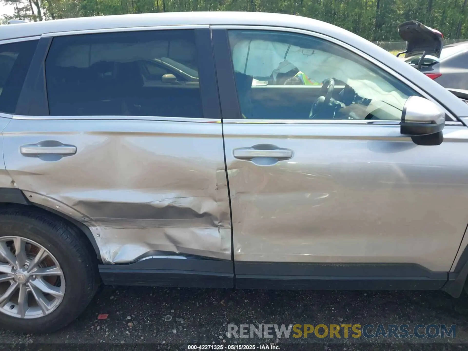 13 fotografías del automóvil dañado 7FARS3H48PE002086 HONDA CR-V 2023