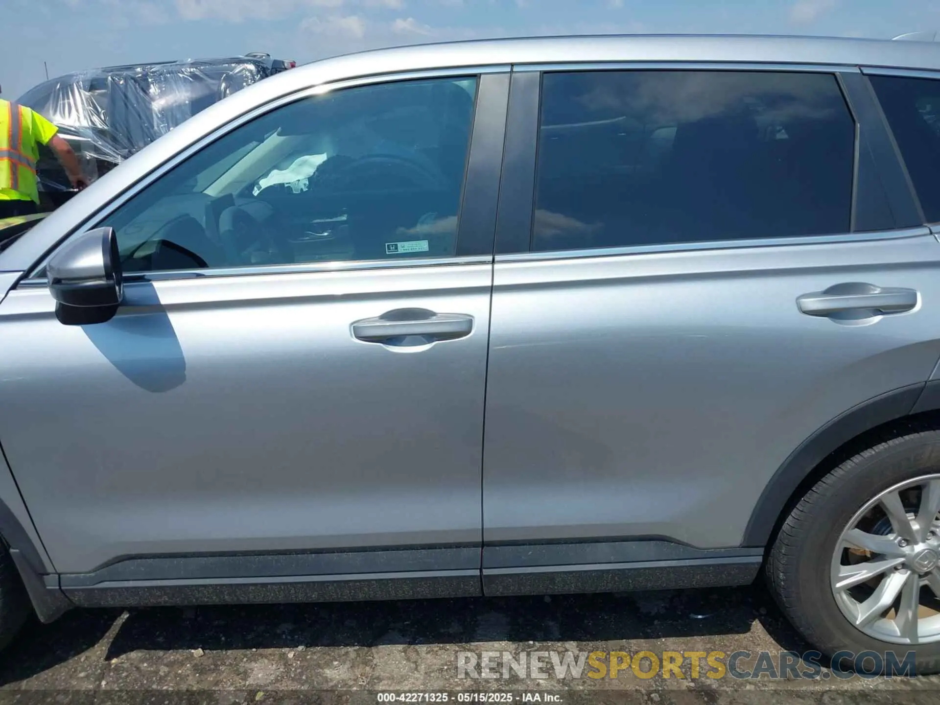 14 fotografías del automóvil dañado 7FARS3H48PE002086 HONDA CR-V 2023