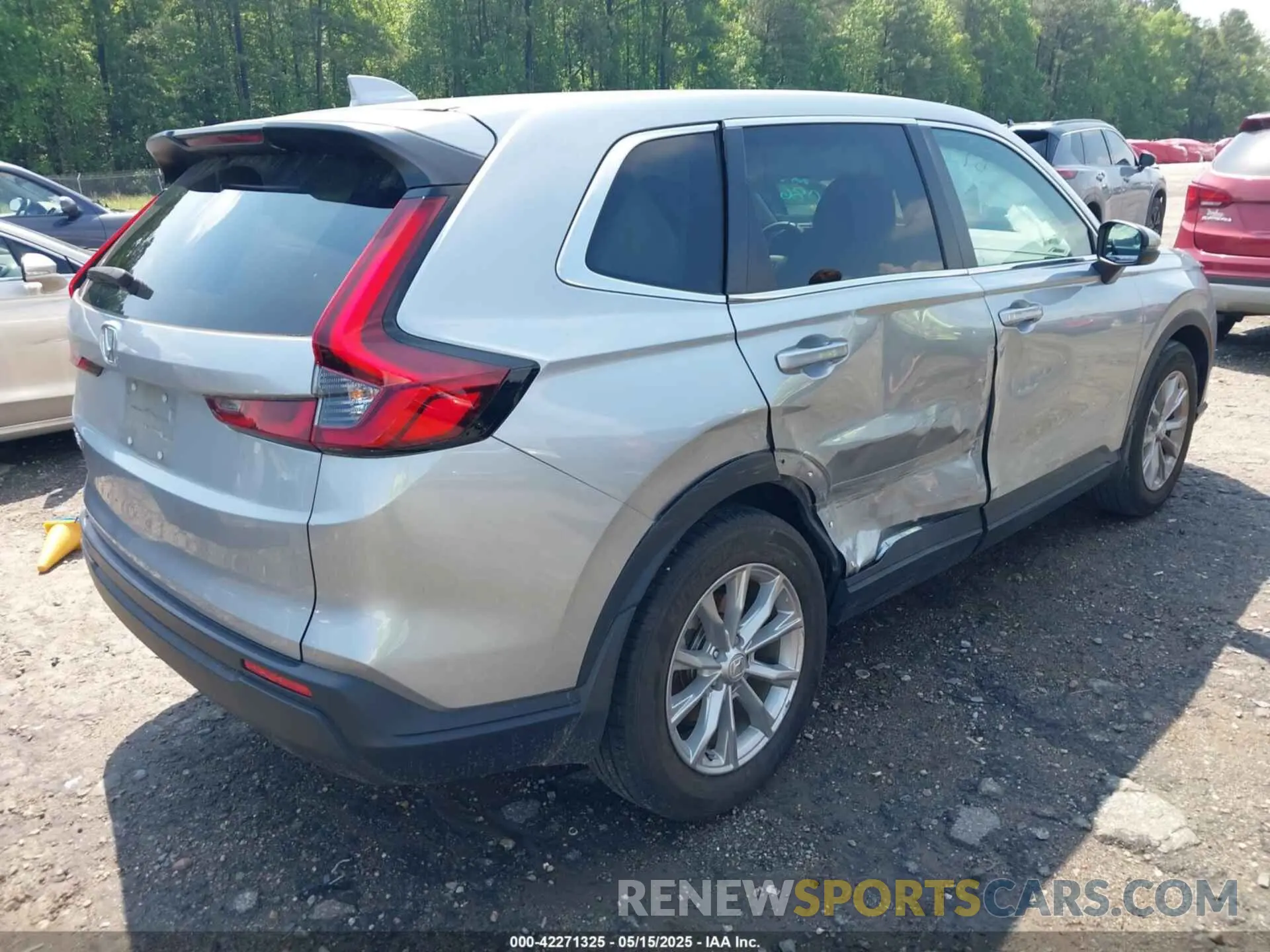 4 fotografías del automóvil dañado 7FARS3H48PE002086 HONDA CR-V 2023