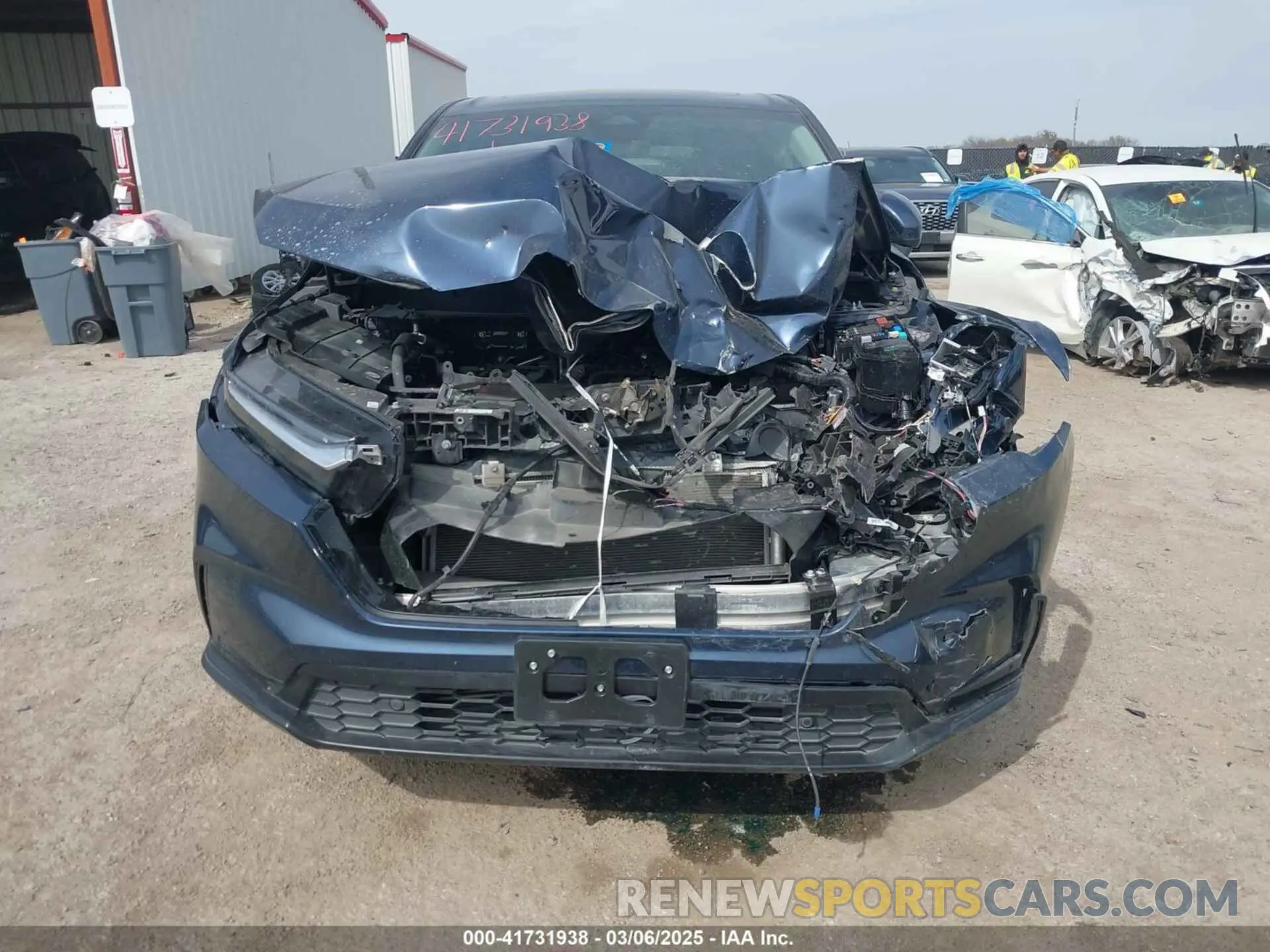 12 fotografías del automóvil dañado 7FARS3H71PE004093 HONDA CR-V 2023