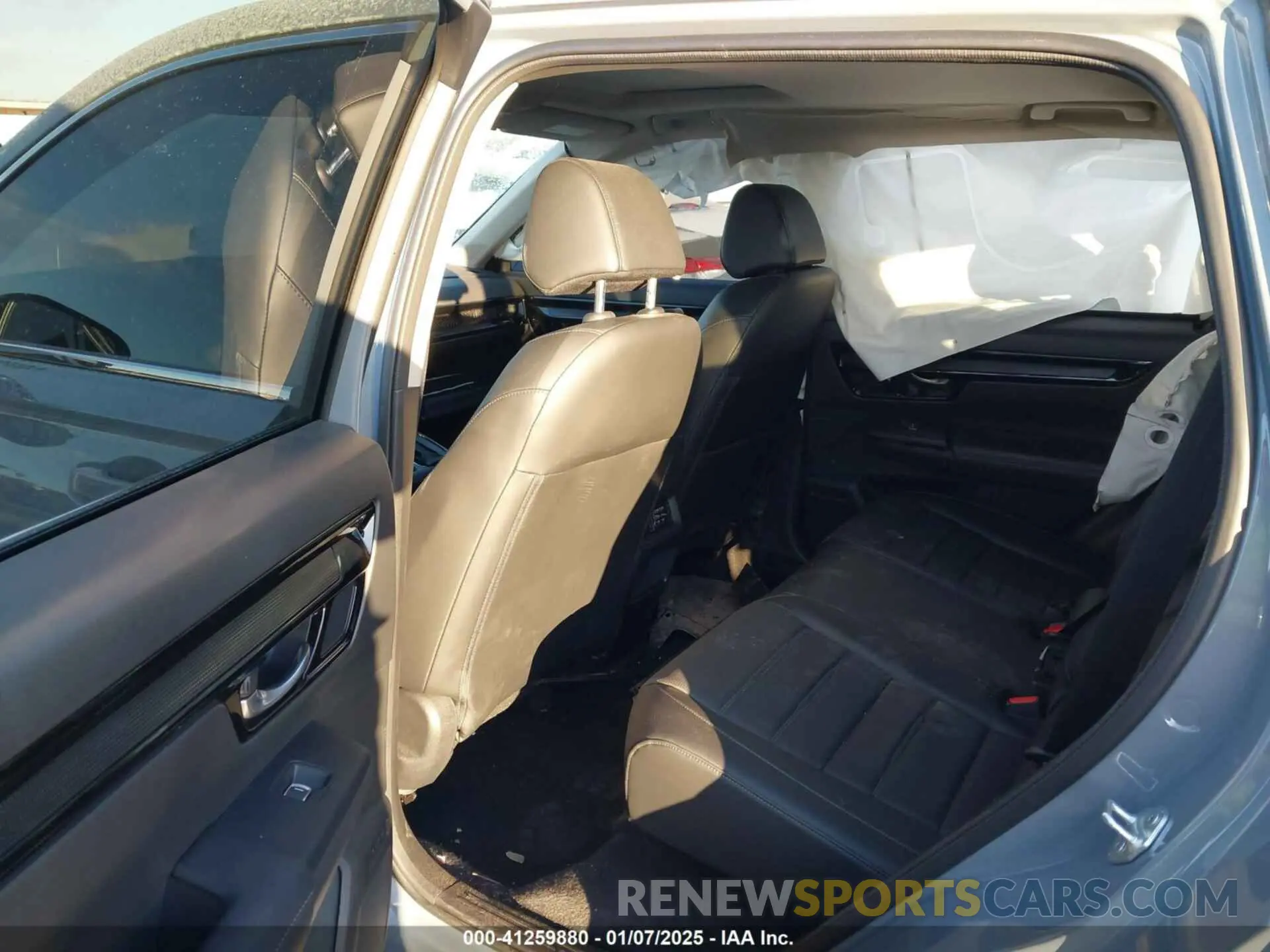 8 fotografías del automóvil dañado 7FARS3H77PE008164 HONDA CR-V 2023