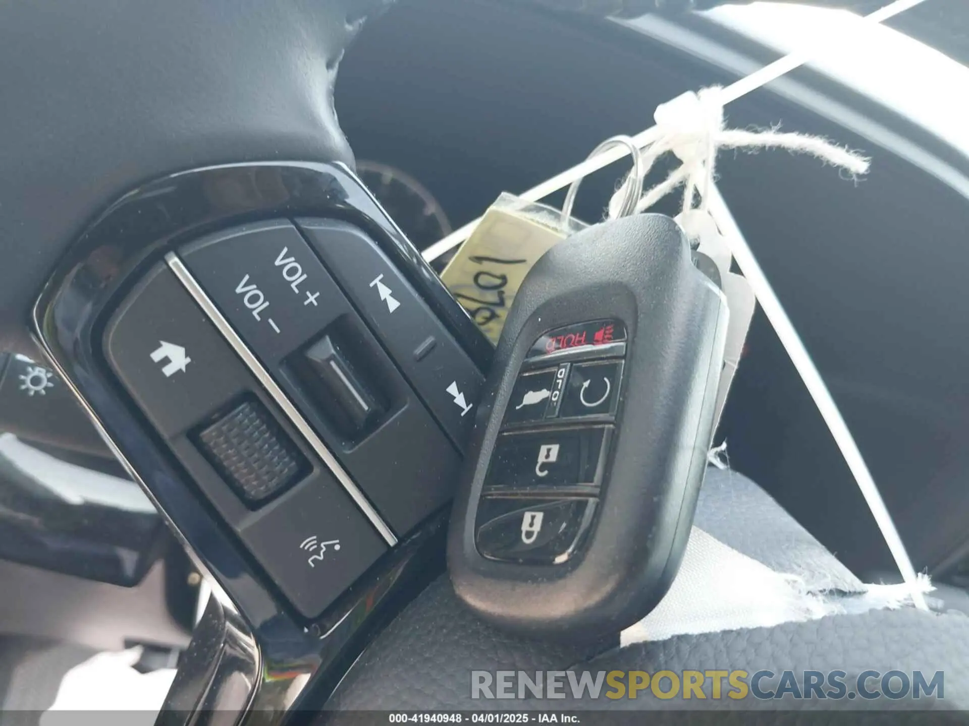 11 fotografías del automóvil dañado 7FARS3H7XPE003928 HONDA CR-V 2023