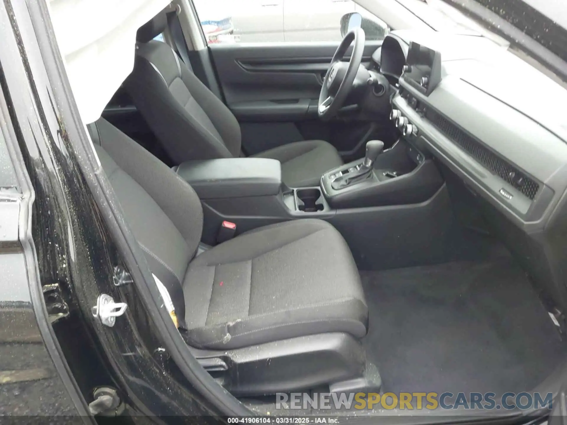 5 fotografías del automóvil dañado 7FARS4H21PE021647 HONDA CR-V 2023