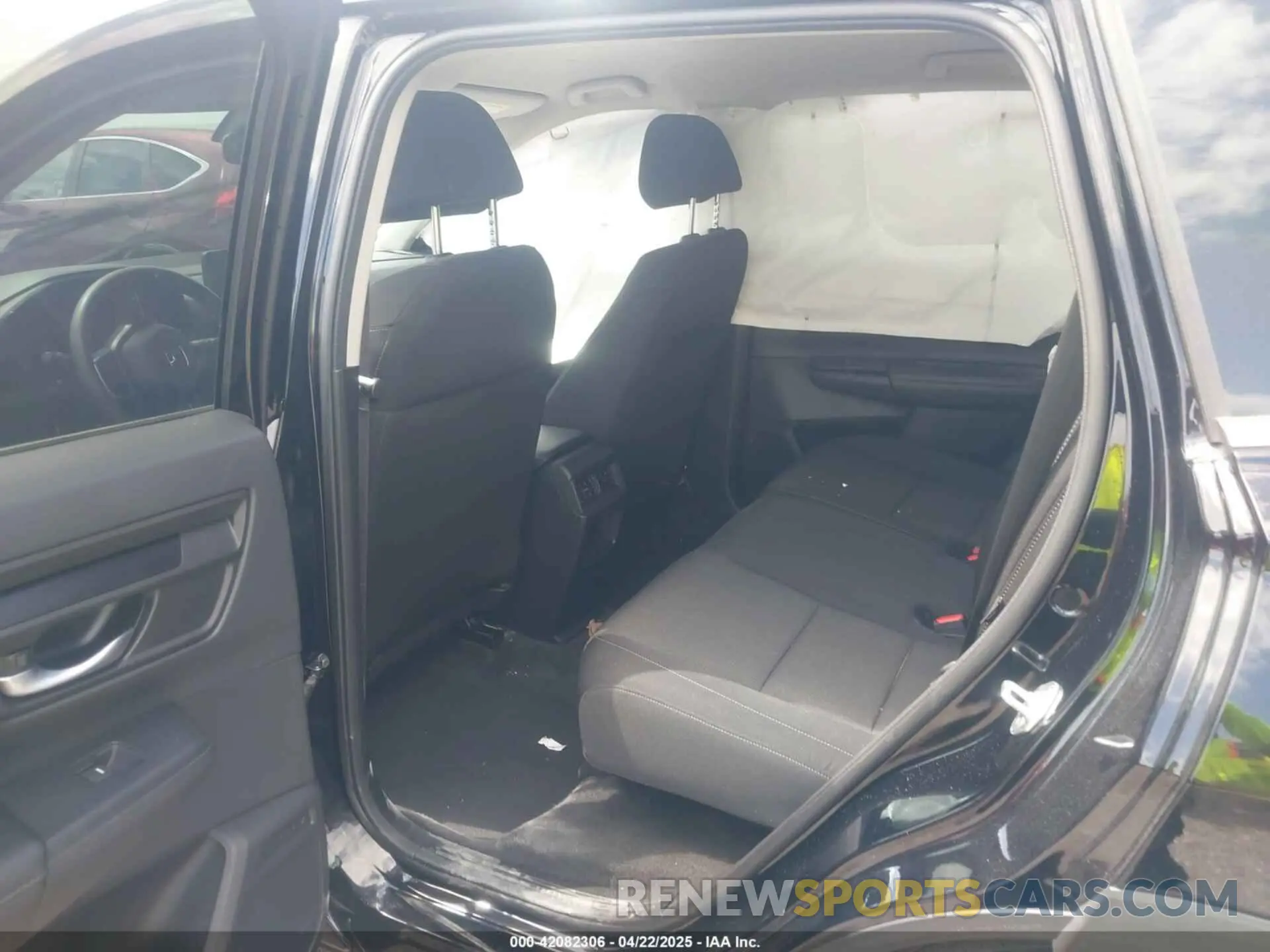 8 fotografías del automóvil dañado 7FARS4H26PE020607 HONDA CR-V 2023