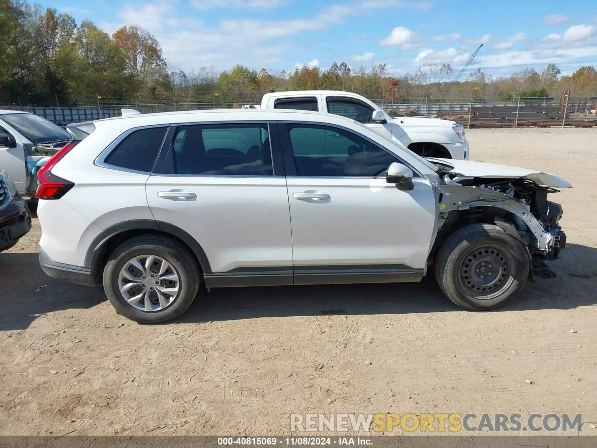 13 fotografías del automóvil dañado 7FARS4H2XPE020934 HONDA CR-V 2023